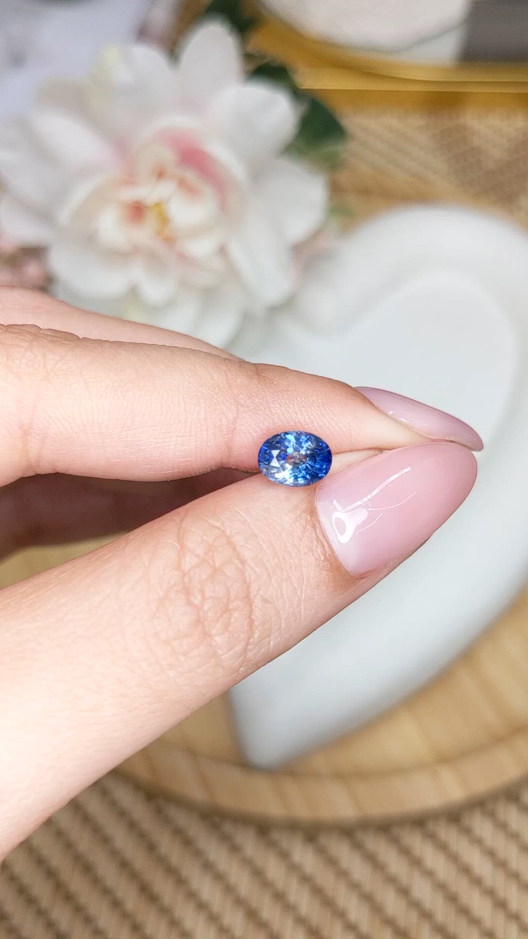 1.50 Ct. Bi Color / Parti Sapphire from Ceylon (Sri Lanka) Size Video