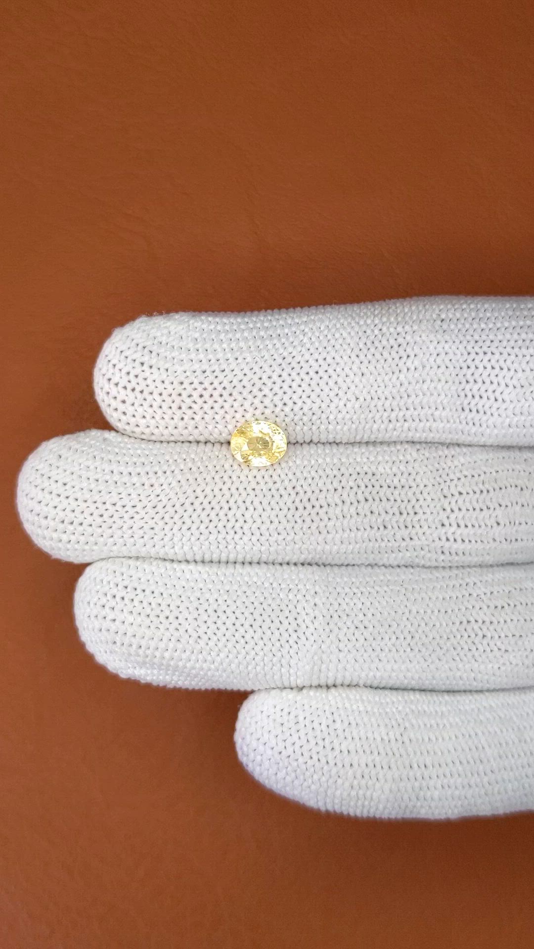 1.32 Ct. Yellow Sapphire from Ceylon (Sri Lanka) Size Video