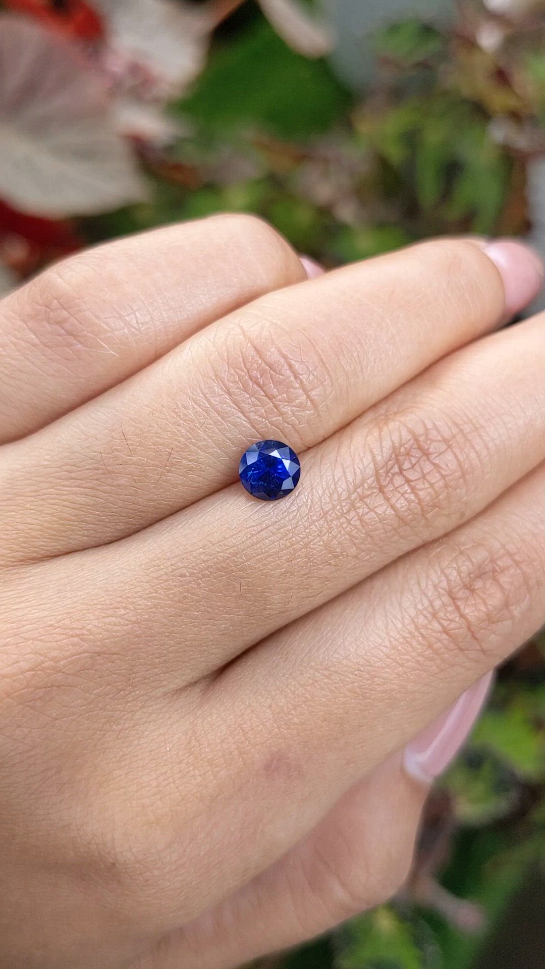 1.35 Ct. Blue Sapphire from Ceylon (Sri Lanka) Size Video