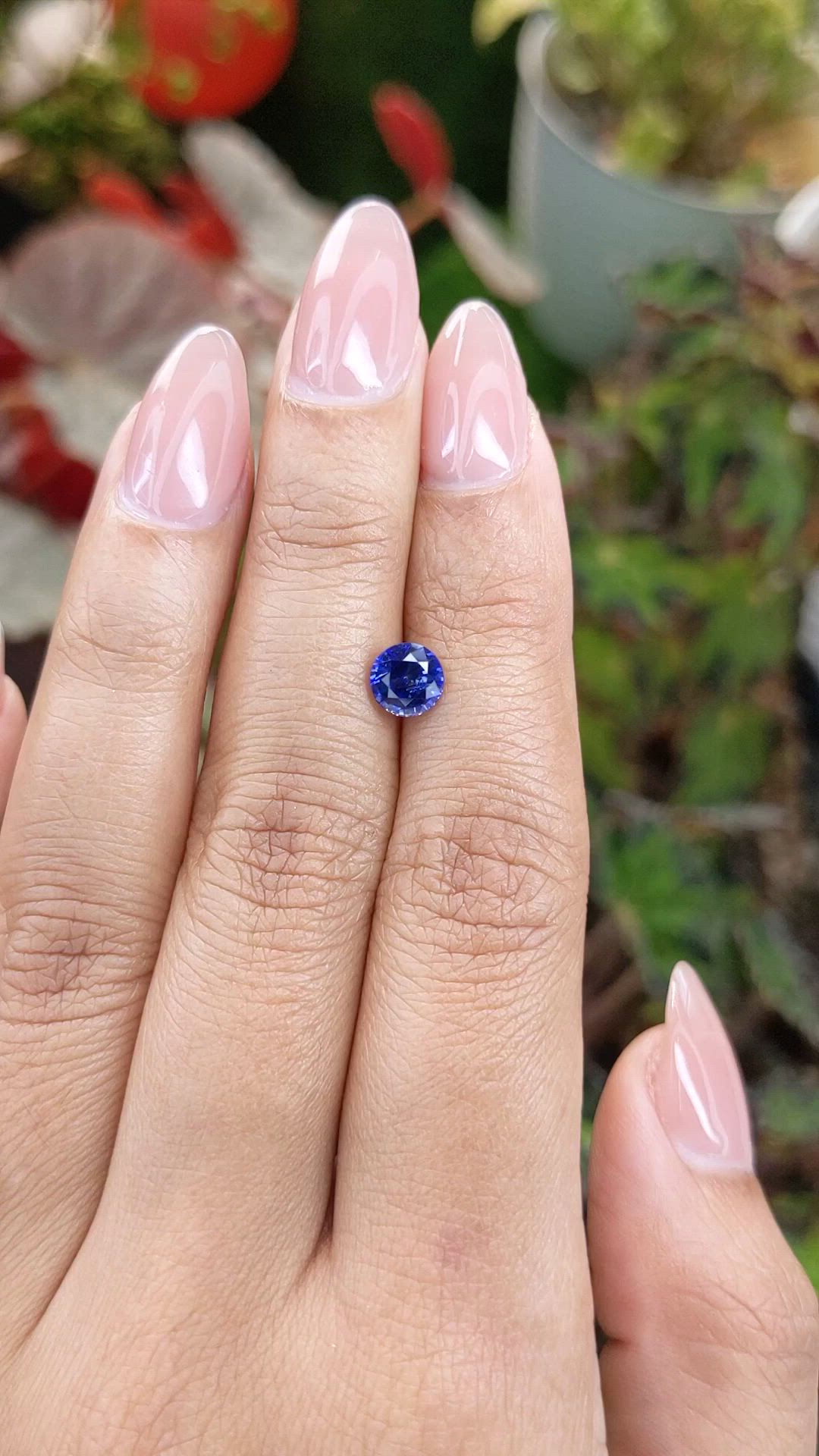 1.17 Ct. Blue Sapphire from Ceylon (Sri Lanka) Size Video