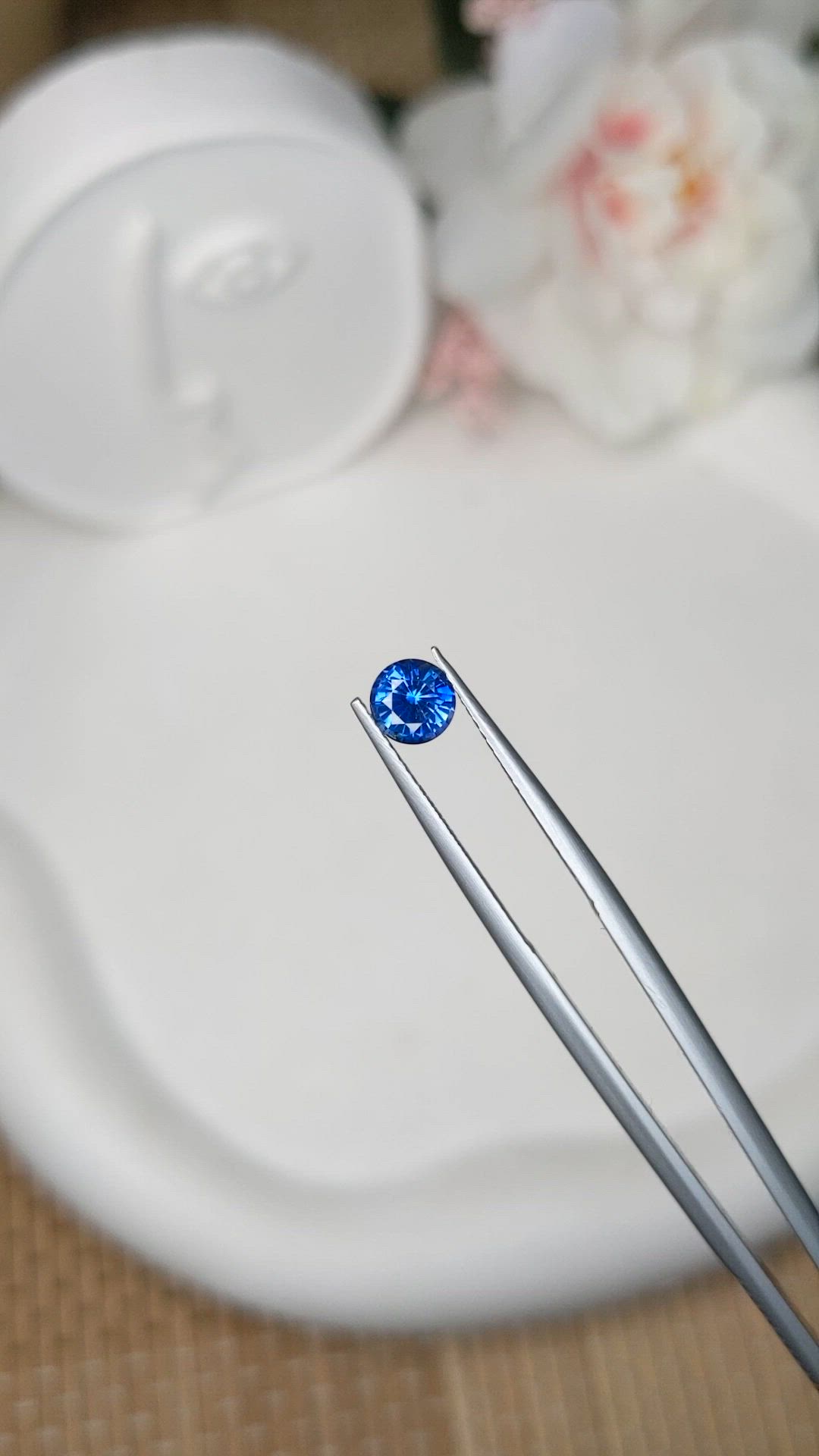 0.77 Ct. Blue Sapphire from Ceylon (Sri Lanka) Size Video