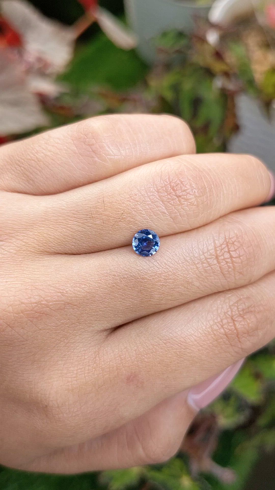 0.71 Ct. Blue Sapphire from Ceylon (Sri Lanka) Size Video