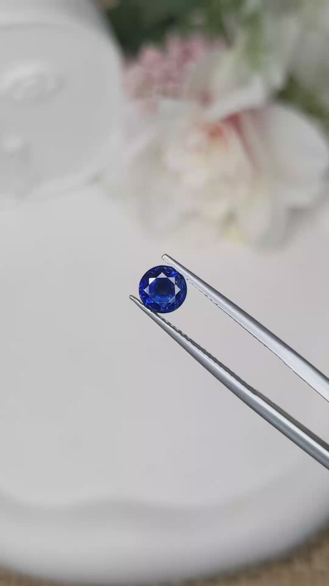 1.41 Ct. Blue Sapphire from Ceylon (Sri Lanka) Size Video