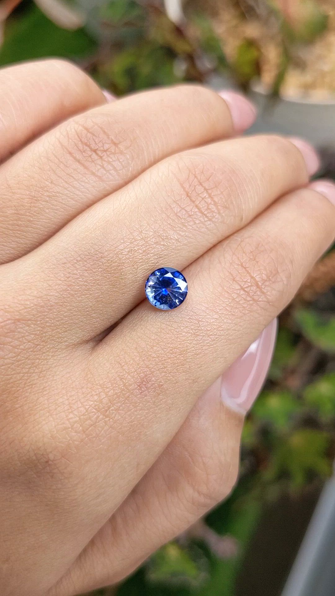 1.56 Ct. Blue Sapphire from Ceylon (Sri Lanka) Size Video