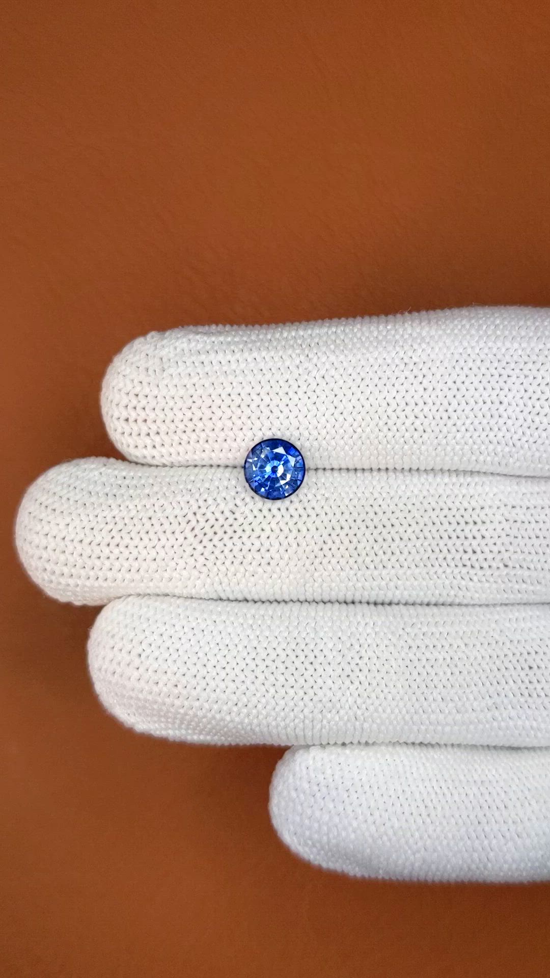 1.56 Ct. Blue Sapphire from Ceylon (Sri Lanka) Size Video
