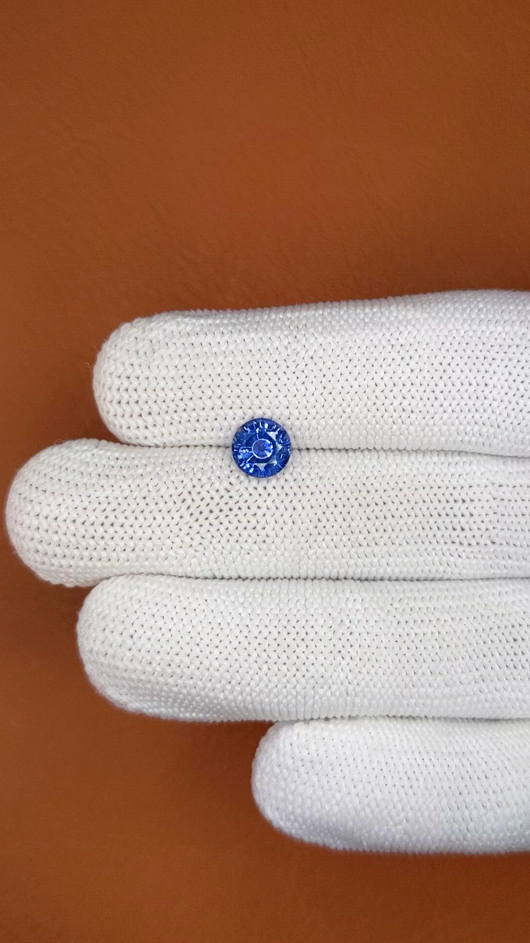 1.40 Ct. Blue Sapphire from Ceylon (Sri Lanka) Size Video