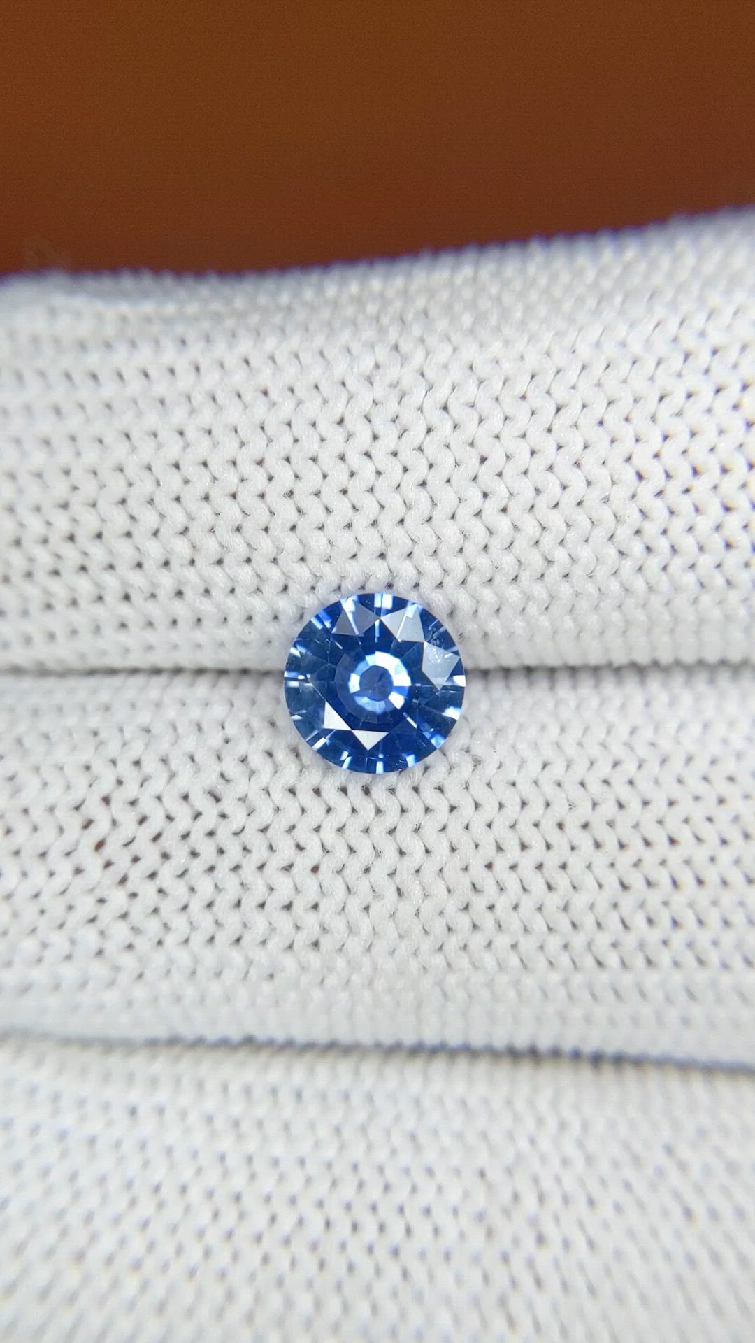 1.31 Ct. Blue Sapphire from Ceylon (Sri Lanka) Size Video