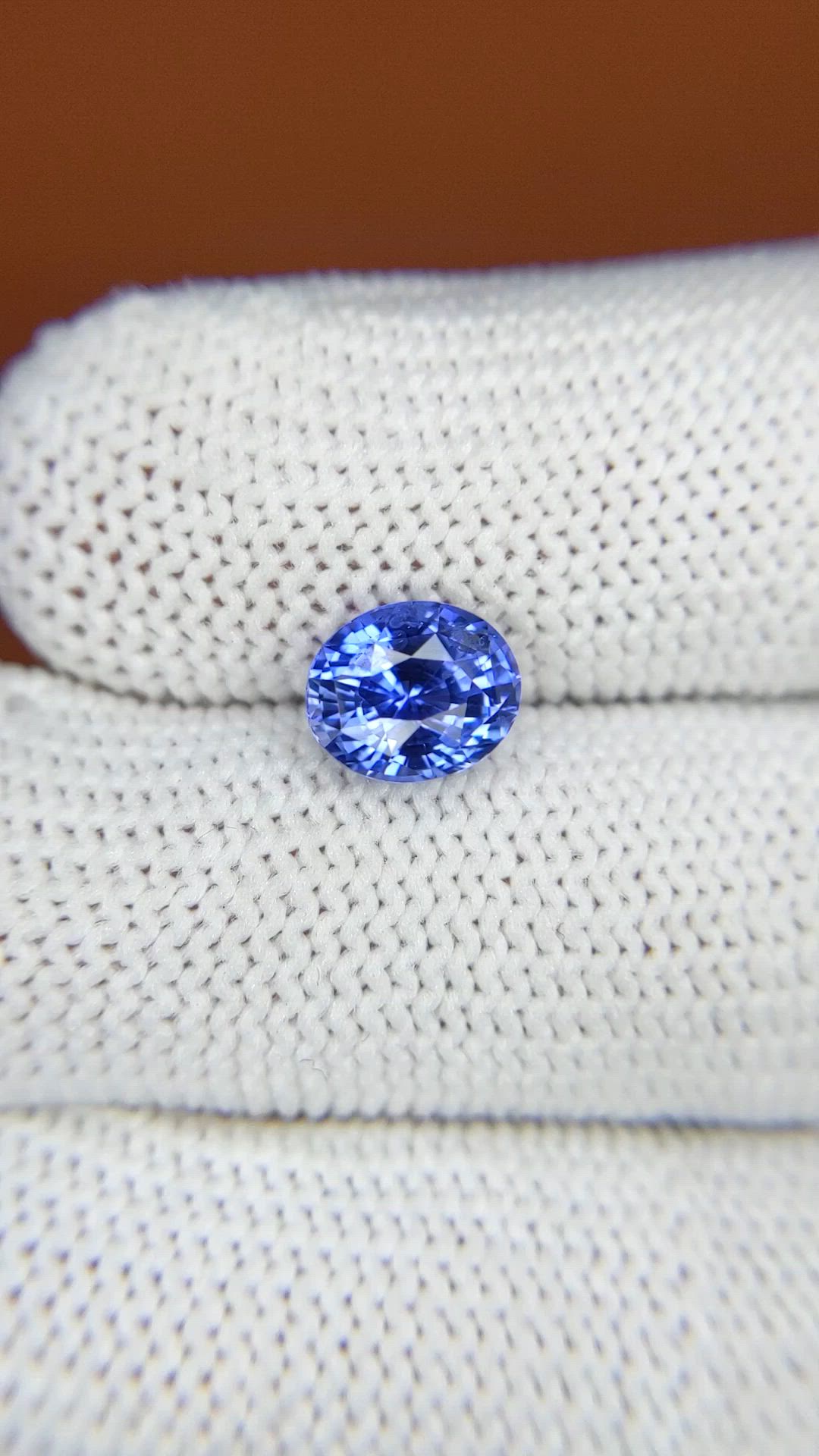 2.01 Ct. Blue Sapphire from Ceylon (Sri Lanka) Size Video