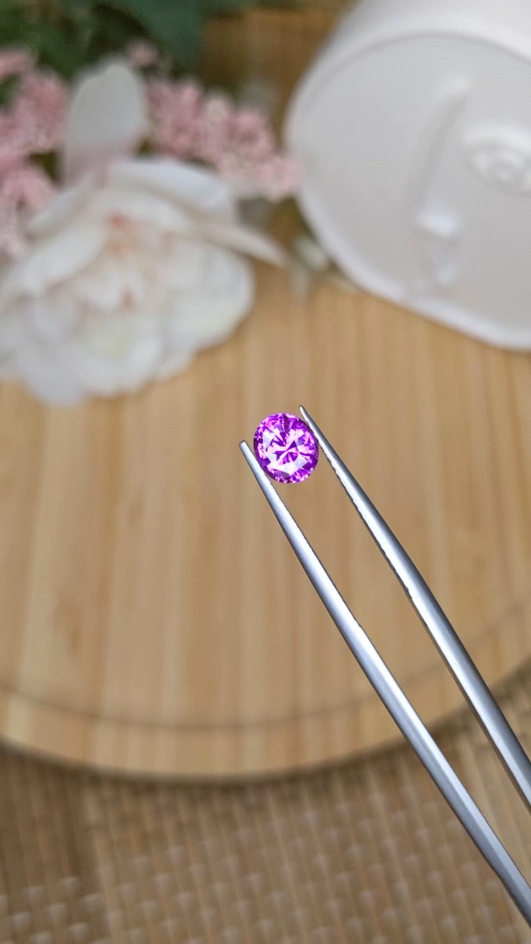1.06 Ct. Pinkish Purple Sapphire from Ceylon (Sri Lanka) Size Video