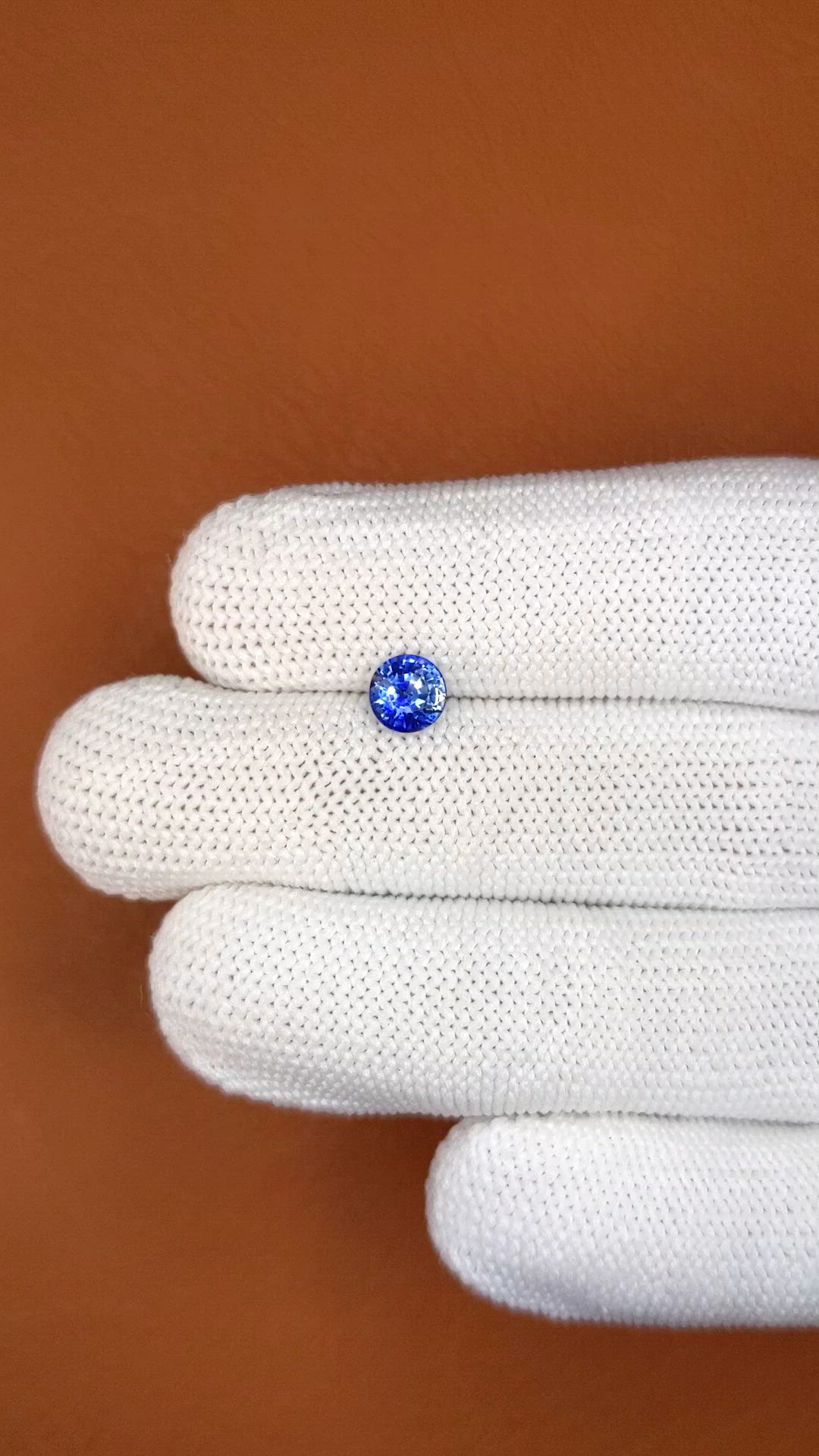 1.13 Ct. Blue Sapphire from Ceylon (Sri Lanka) Size Video