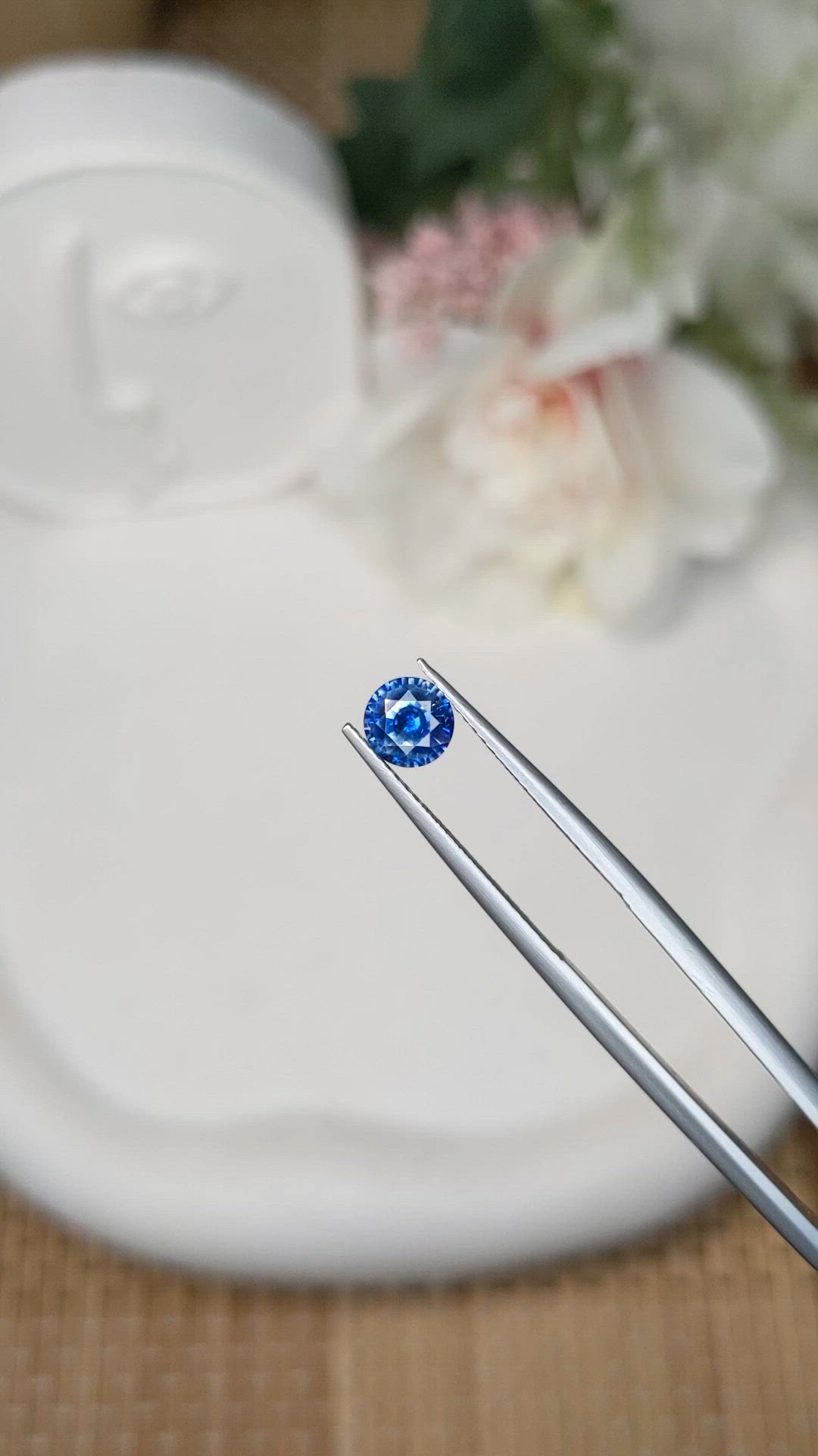 1.13 Ct. Blue Sapphire from Ceylon (Sri Lanka) Size Video