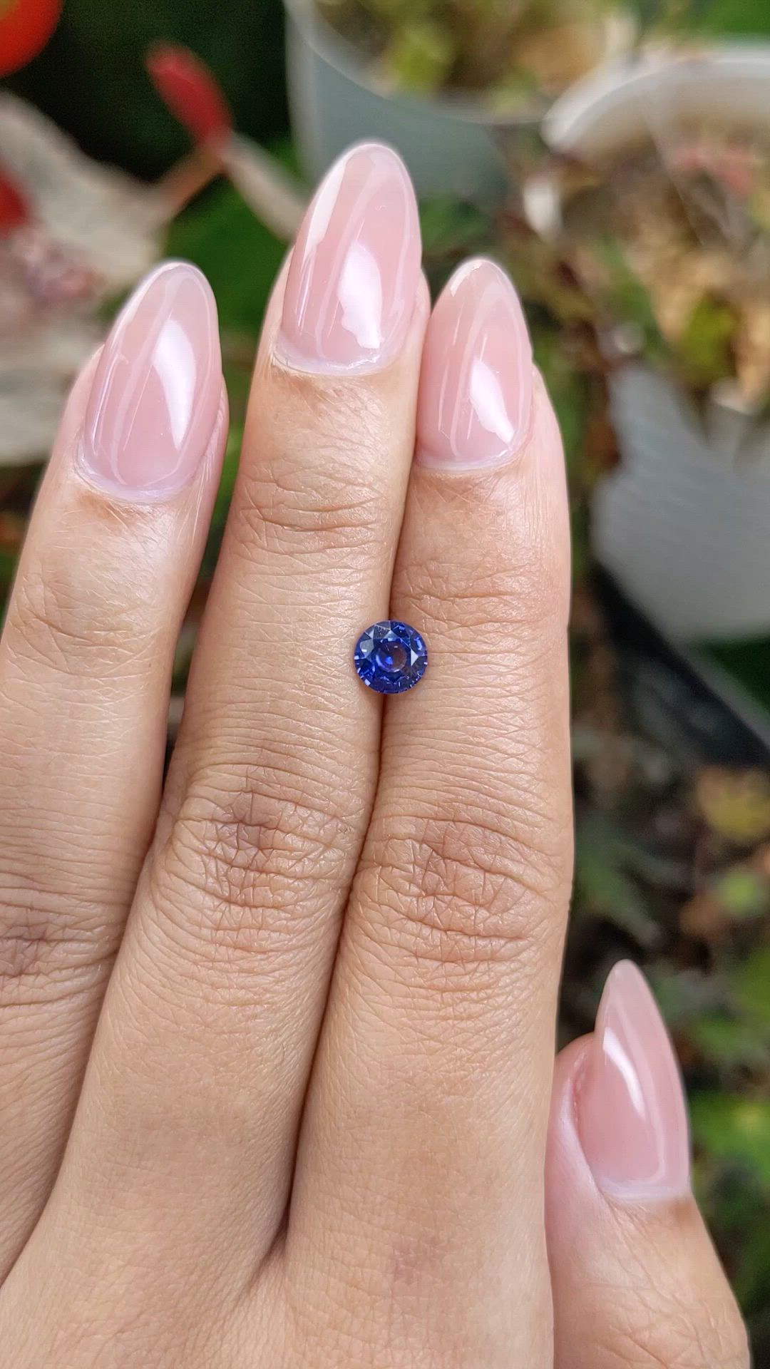 0.83 Ct. Blue Sapphire from Ceylon (Sri Lanka) Size Video