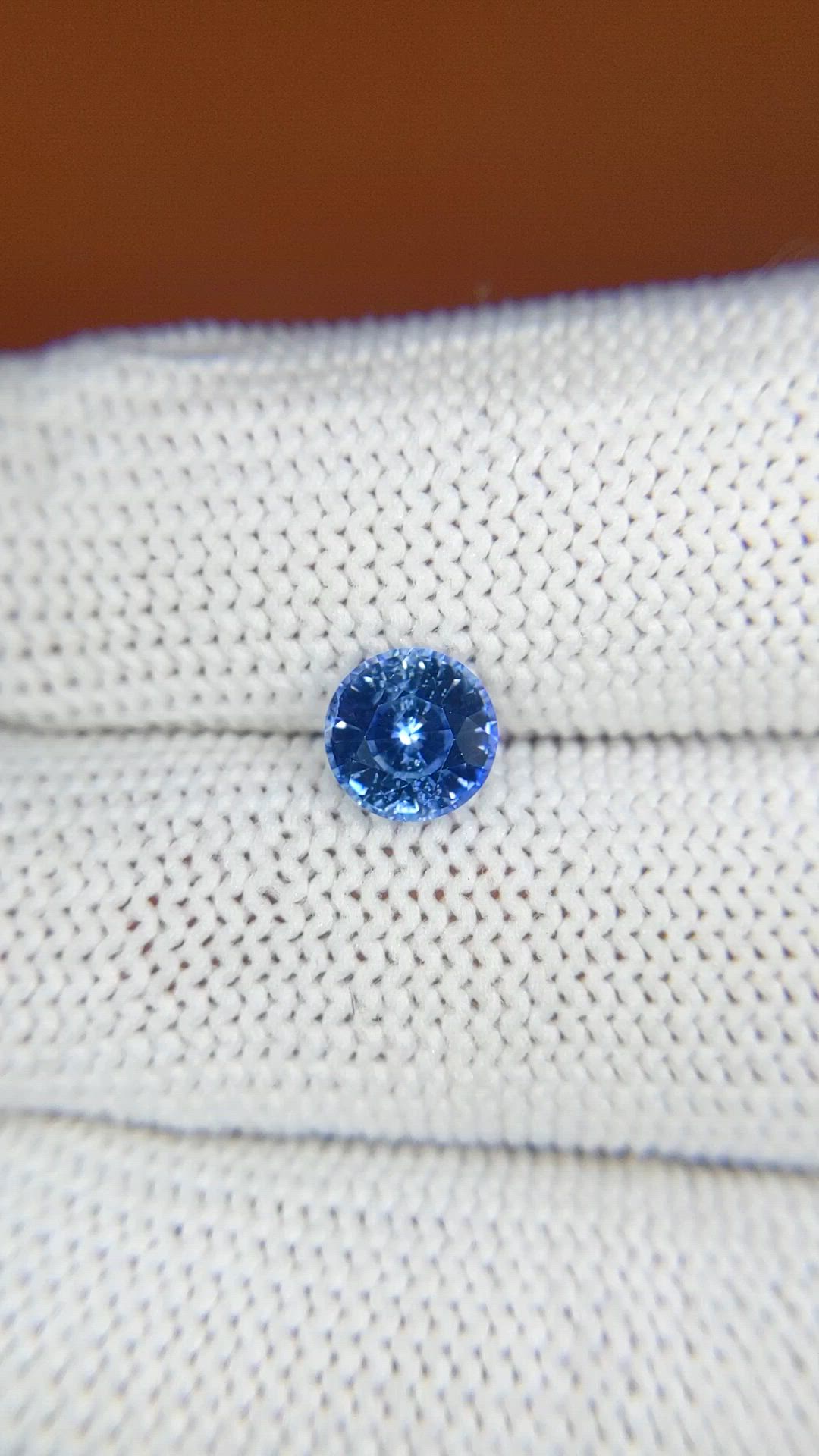 1.31 Ct. Blue Sapphire from Ceylon (Sri Lanka) Size Video