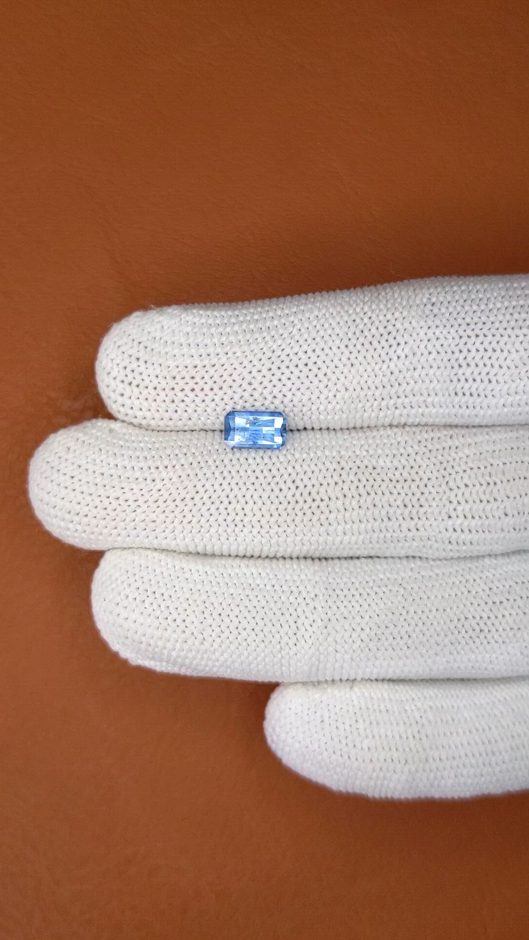 1.33 Ct. Blue Sapphire from Ceylon (Sri Lanka) Size Video