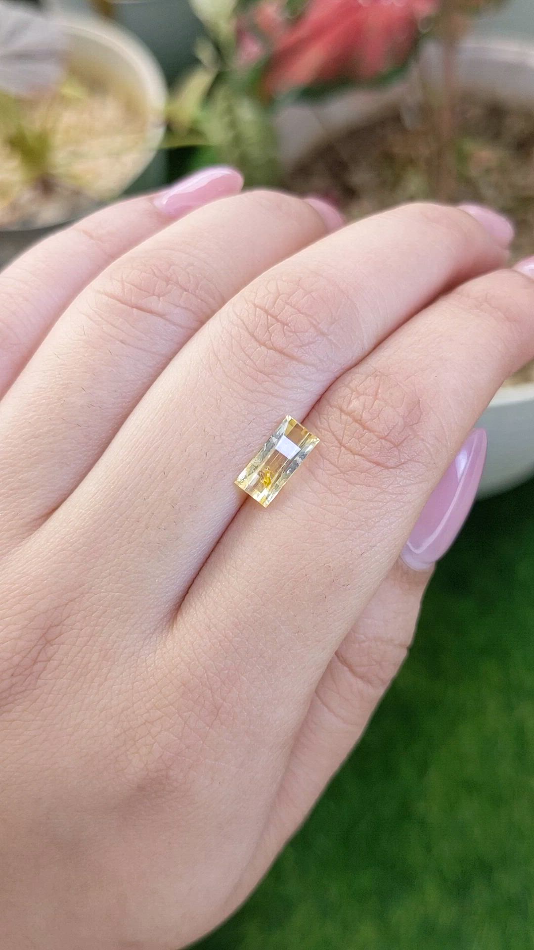 1.88 Ct. Yellow Sapphire from Ceylon (Sri Lanka) Size Video