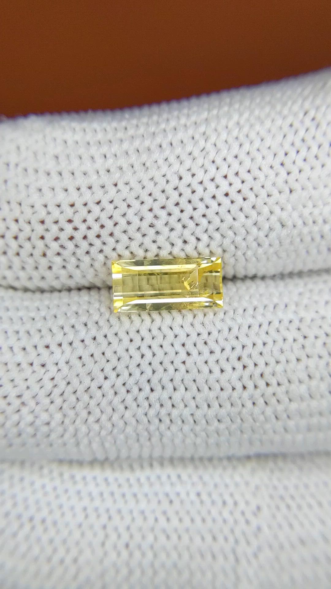 1.88 Ct. Yellow Sapphire from Ceylon (Sri Lanka) Size Video