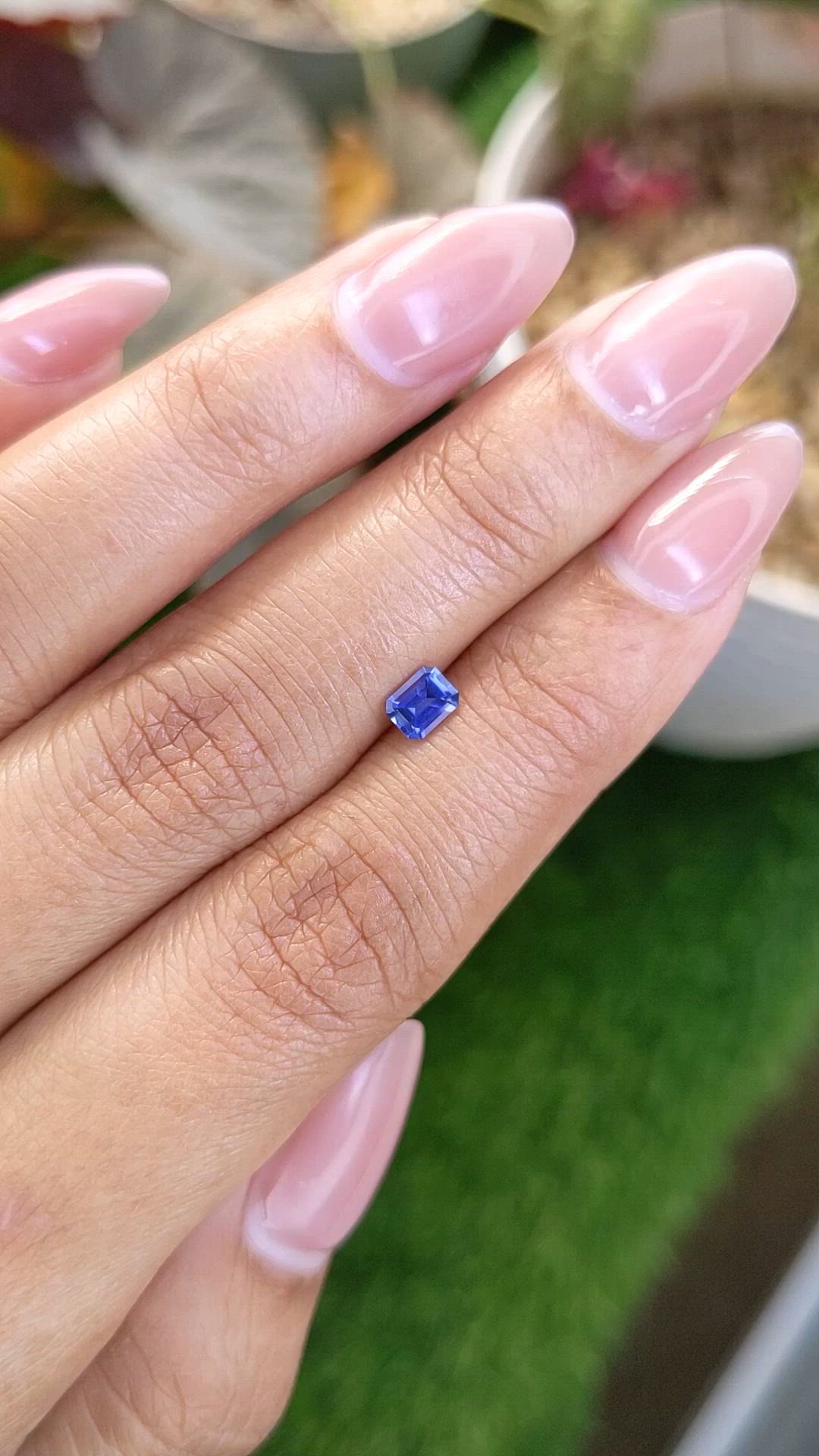 0.41 Ct. Blue Sapphire from Ceylon (Sri Lanka) Size Video