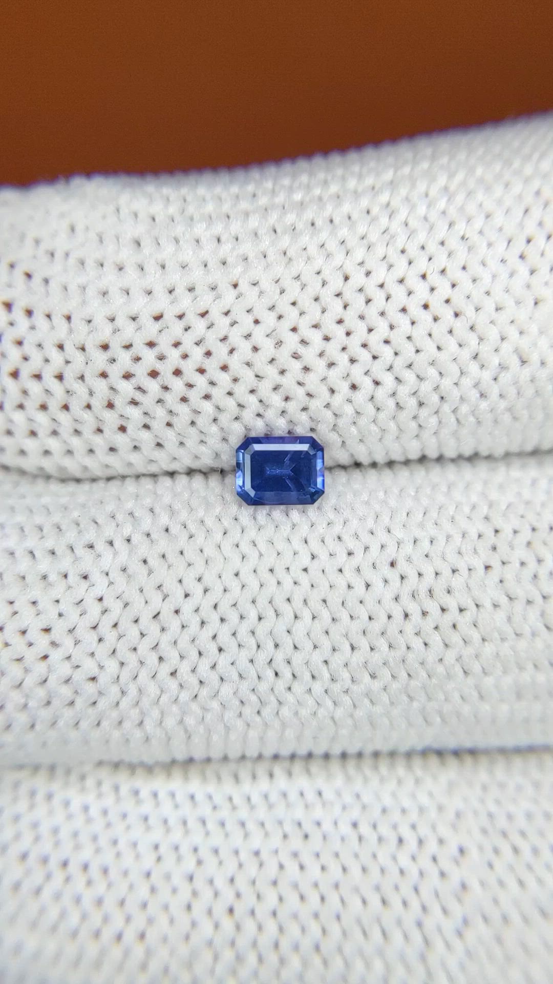 0.41 Ct. Blue Sapphire from Ceylon (Sri Lanka) Size Video