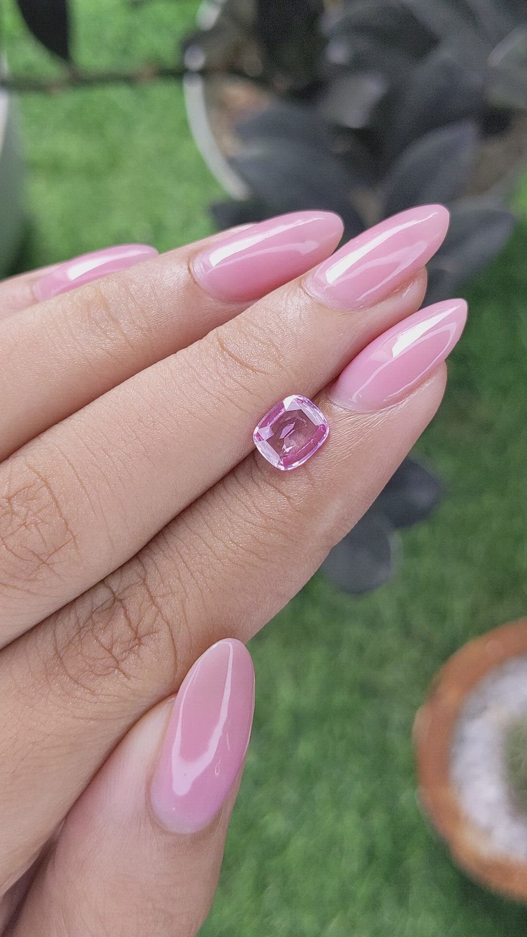 1.26 Ct. Pink Sapphire from Ceylon (Sri Lanka) Size Video