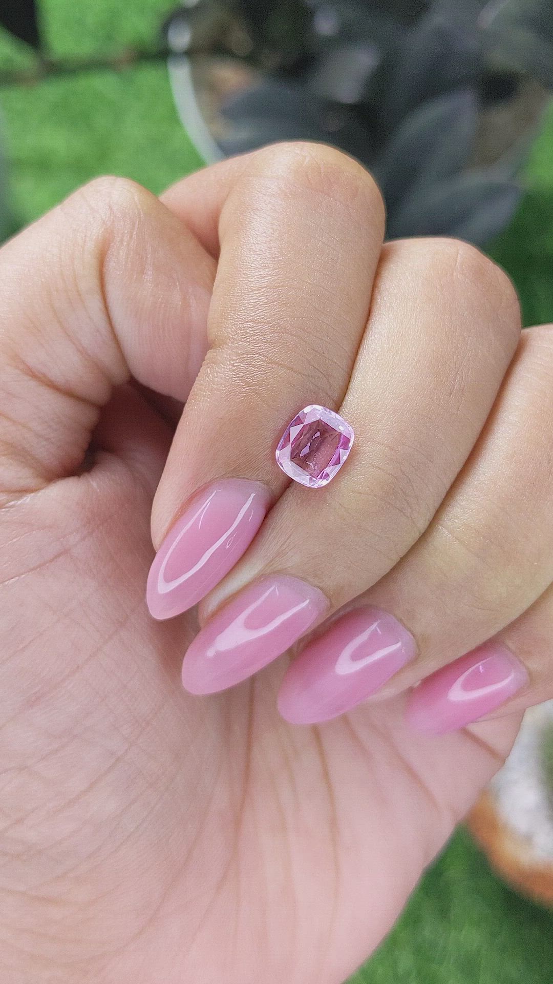 1.26 Ct. Pink Sapphire from Ceylon (Sri Lanka) Size Video