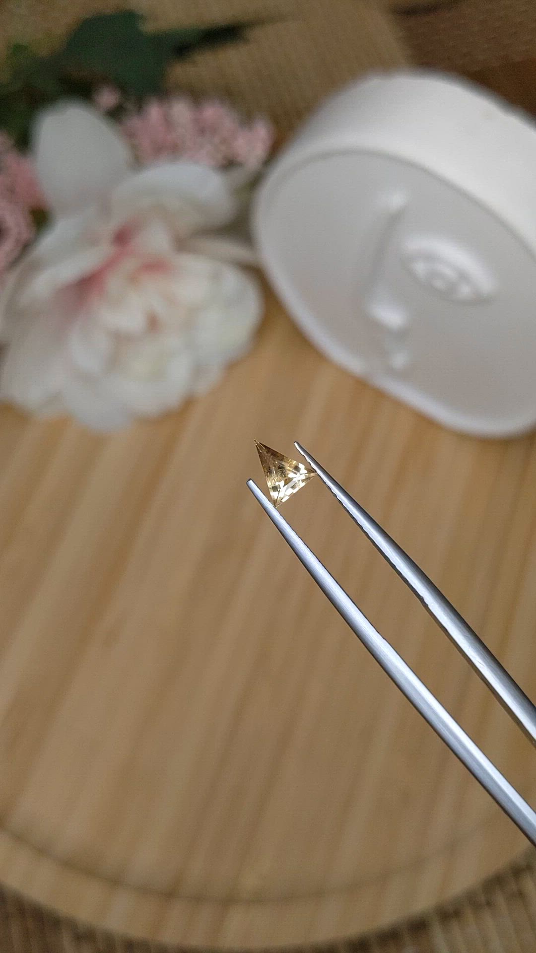 0.47 Ct. Yellow Sapphire from Ceylon (Sri Lanka) Size Video