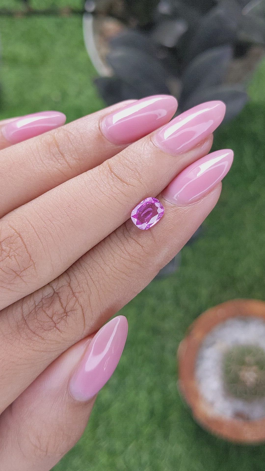 1.00 Ct. Purplish Pink Sapphire from Madagascar Size Video