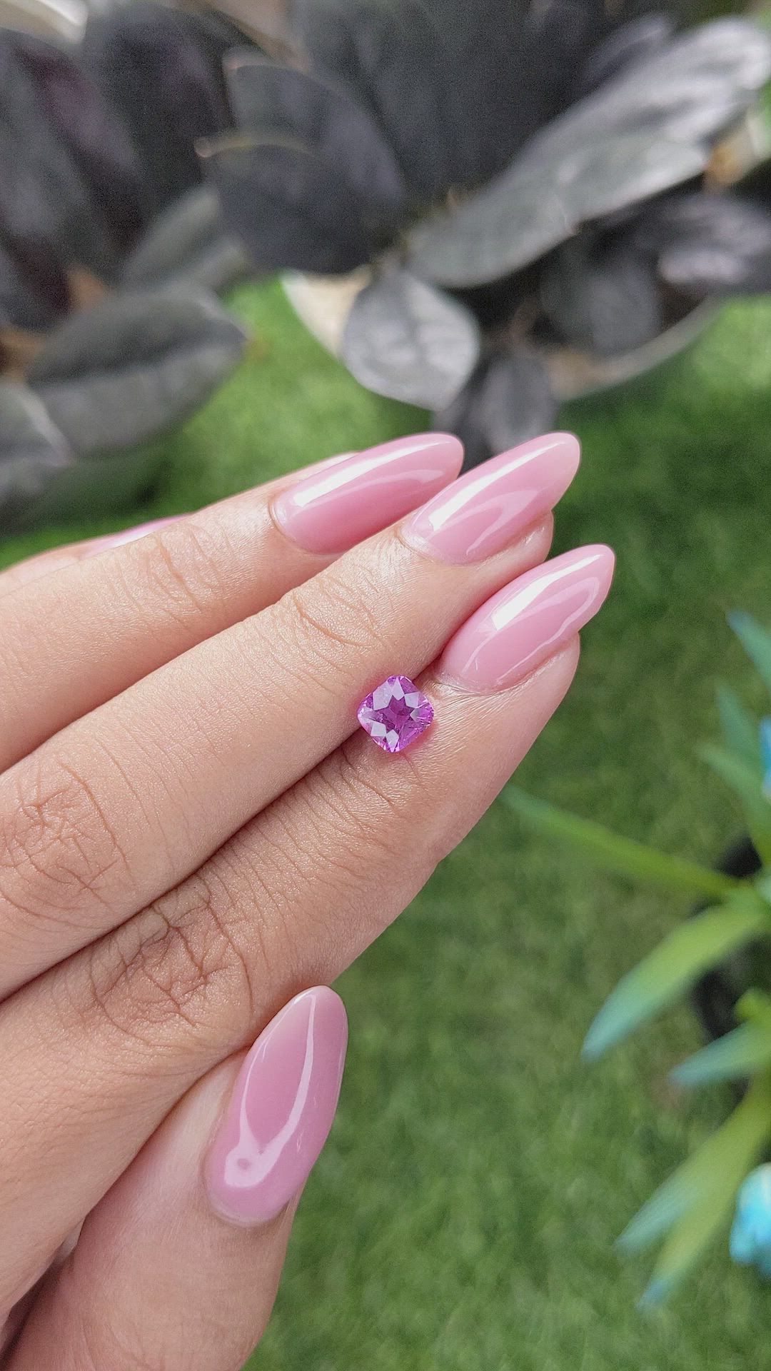 1.00 Ct. Purplish Pink Sapphire from Madagascar Size Video