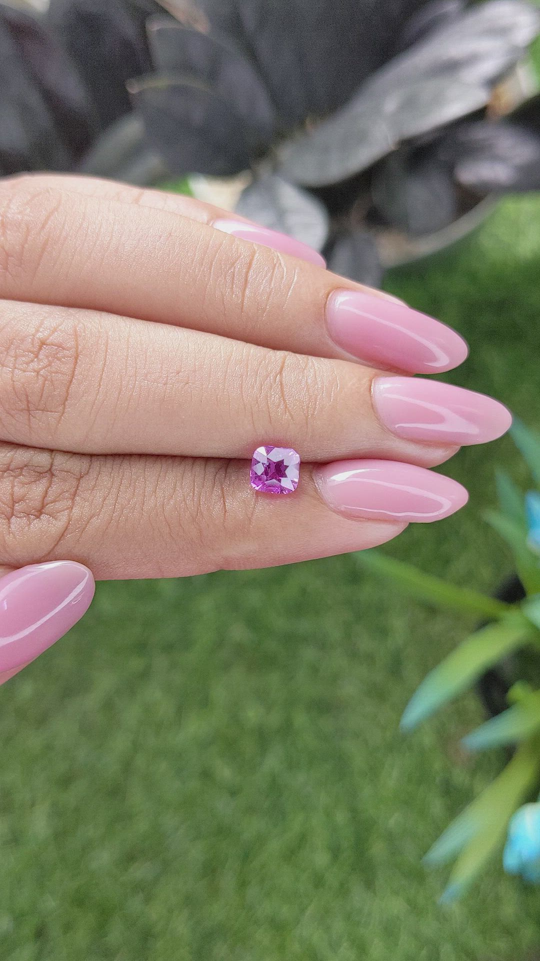 1.00 Ct. Purplish Pink Sapphire from Madagascar Size Video