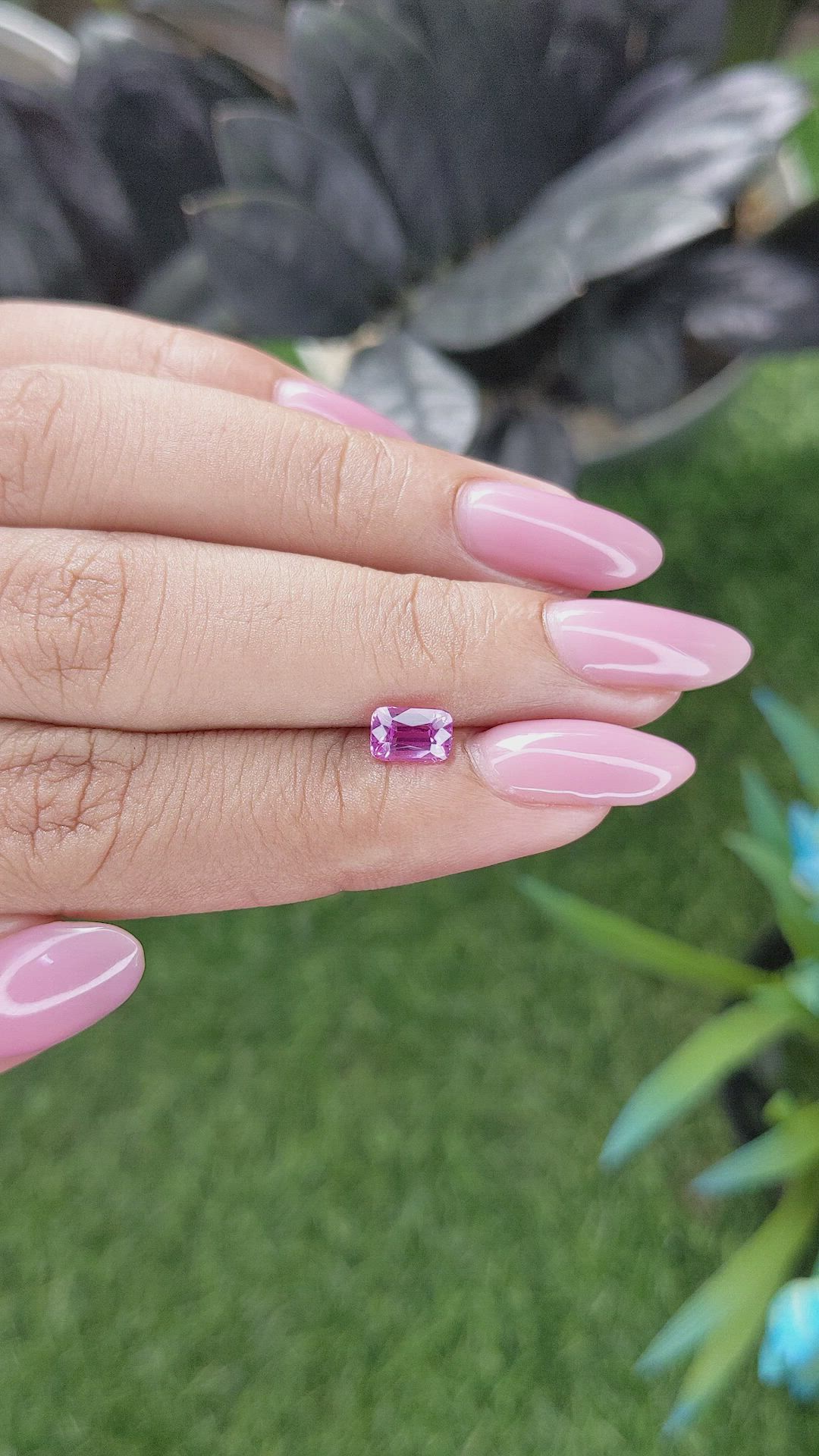 1.00 Ct. Purplish Pink Sapphire from Madagascar Size Video