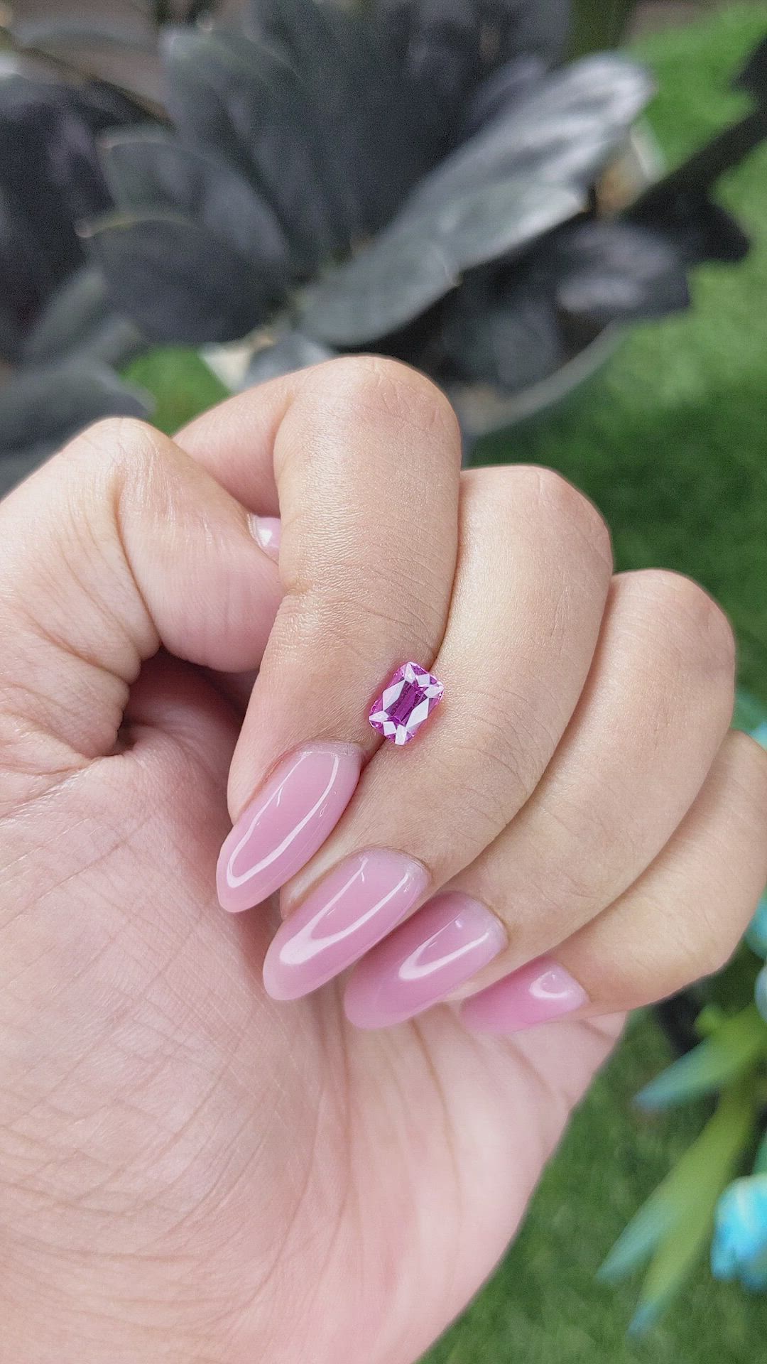1.00 Ct. Purplish Pink Sapphire from Madagascar Size Video