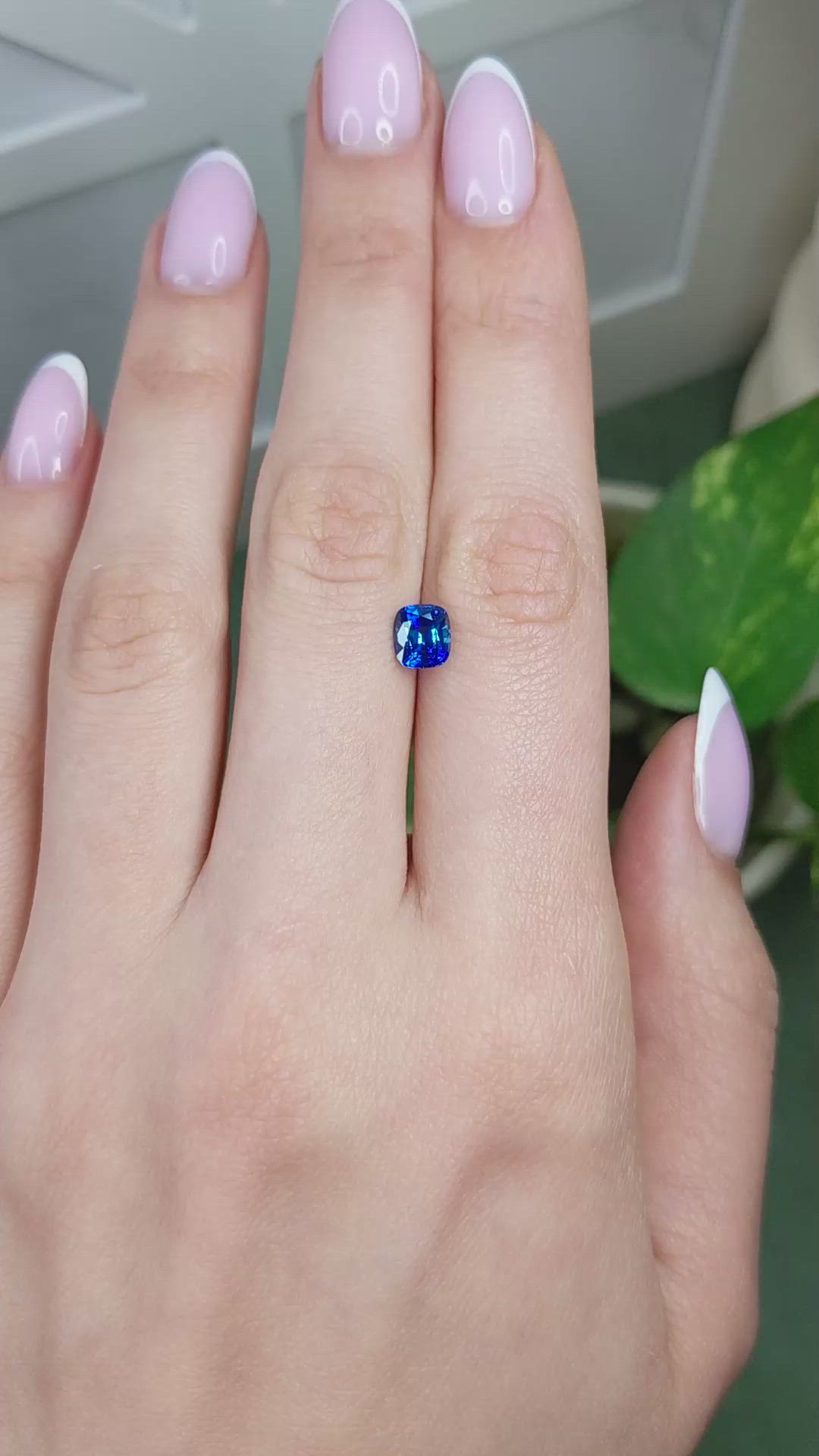1.32 Ct. Blue Sapphire from Ceylon (Sri Lanka) Size Video