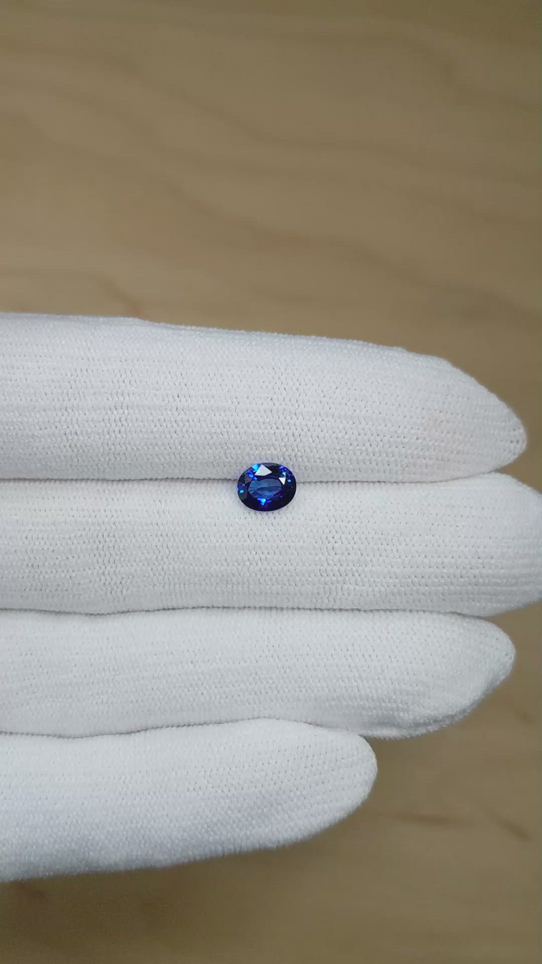 1.13 Ct. Blue Sapphire from Ceylon (Sri Lanka) Size Video