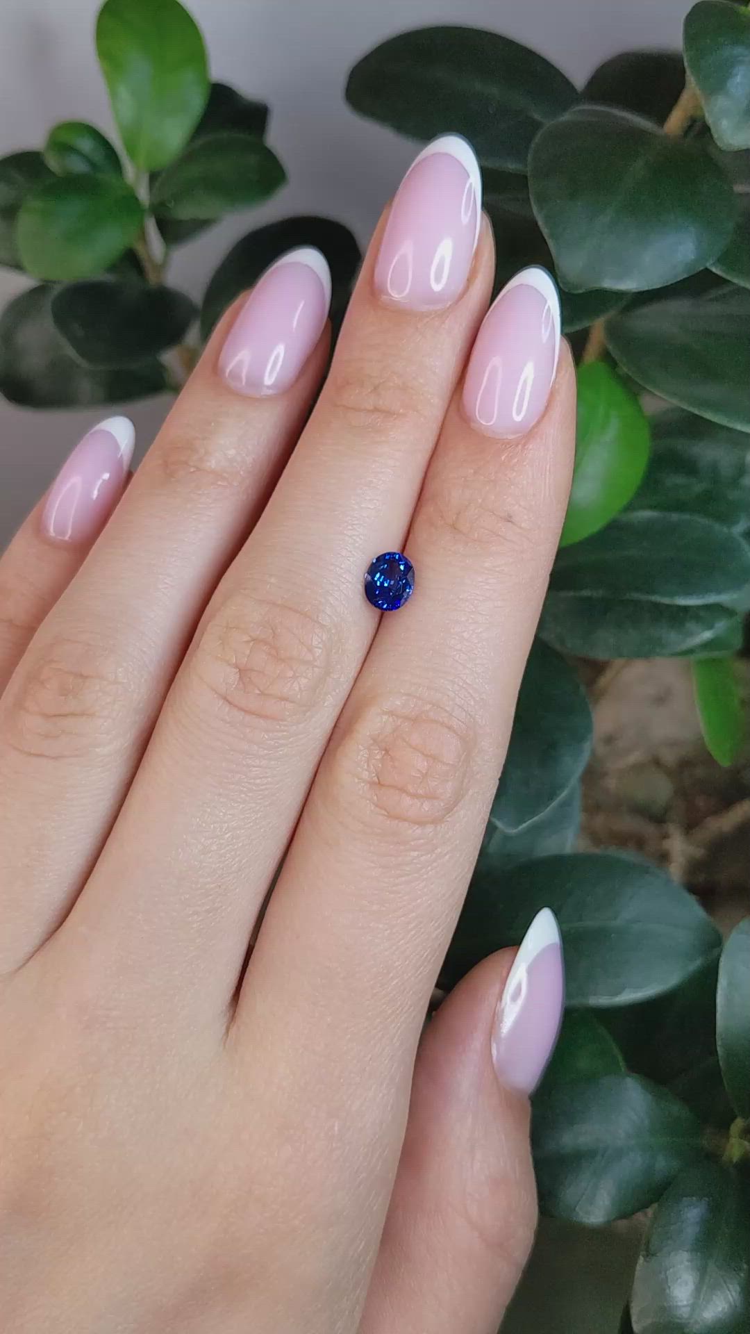 1.03 Ct. Blue Sapphire from Ceylon (Sri Lanka) Size Video