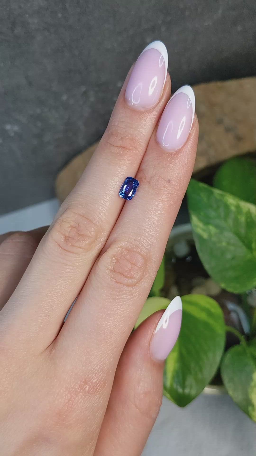 0.93 Ct. Blue Sapphire from Ceylon (Sri Lanka) Size Video
