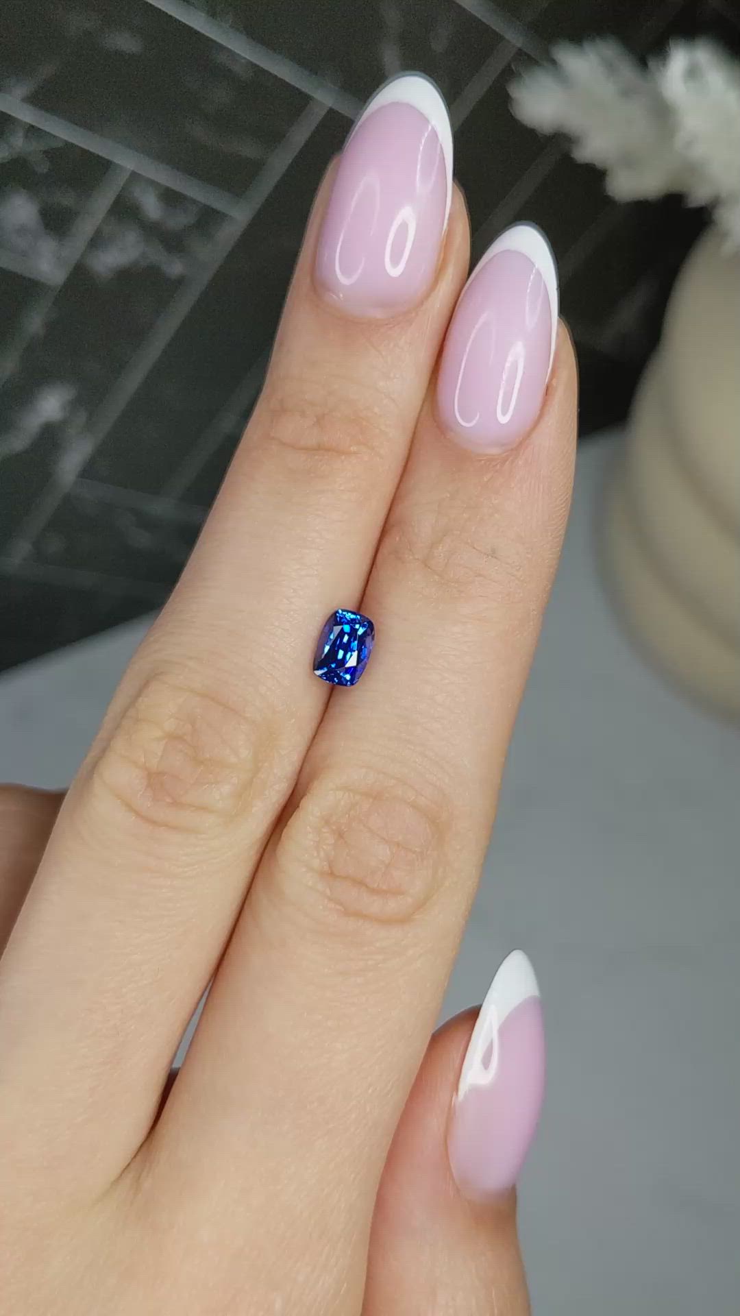 1.24 Ct. Blue Sapphire from Ceylon (Sri Lanka) Size Video