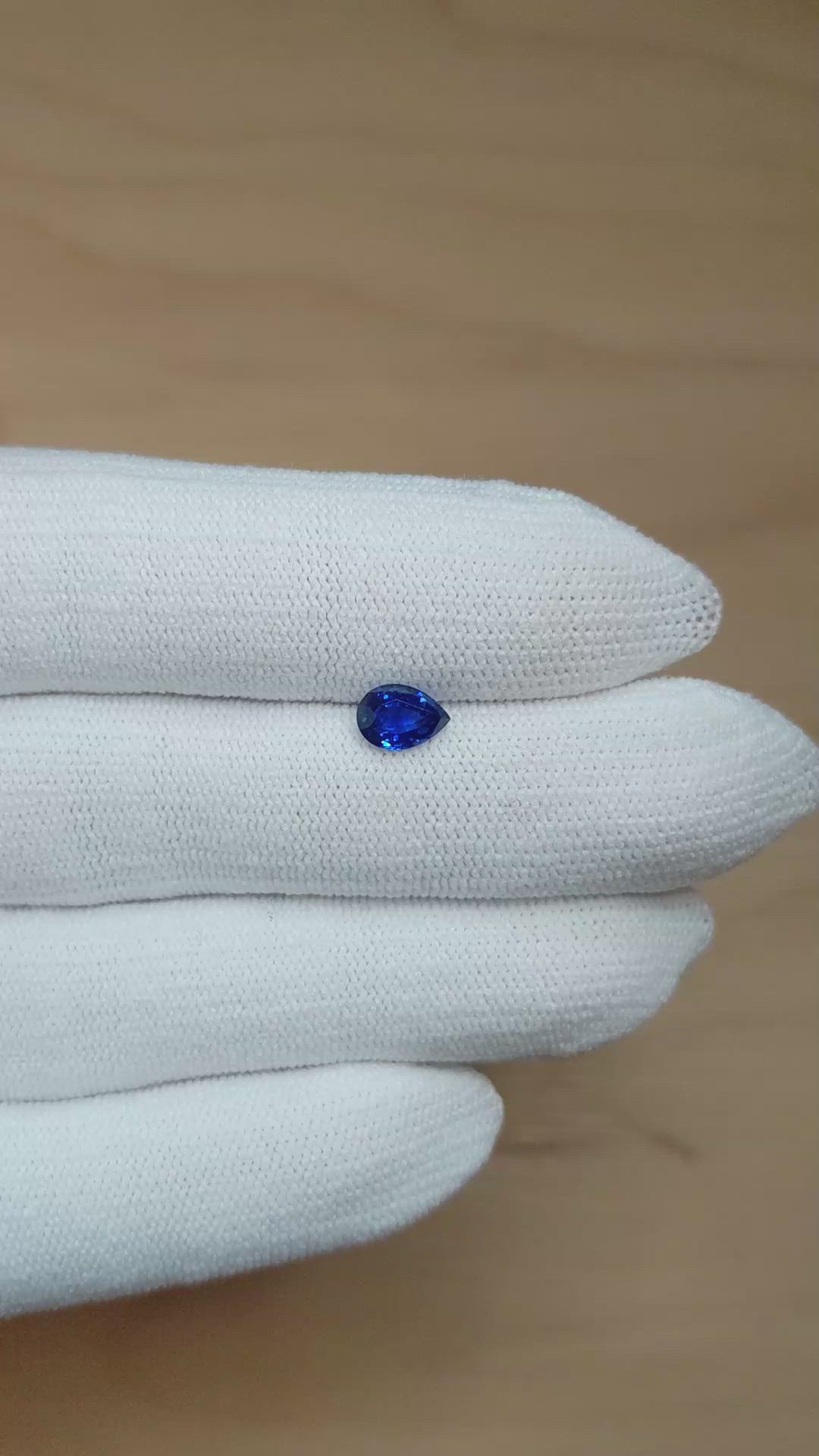 0.90 Ct. Blue Sapphire from Ceylon (Sri Lanka) Size Video