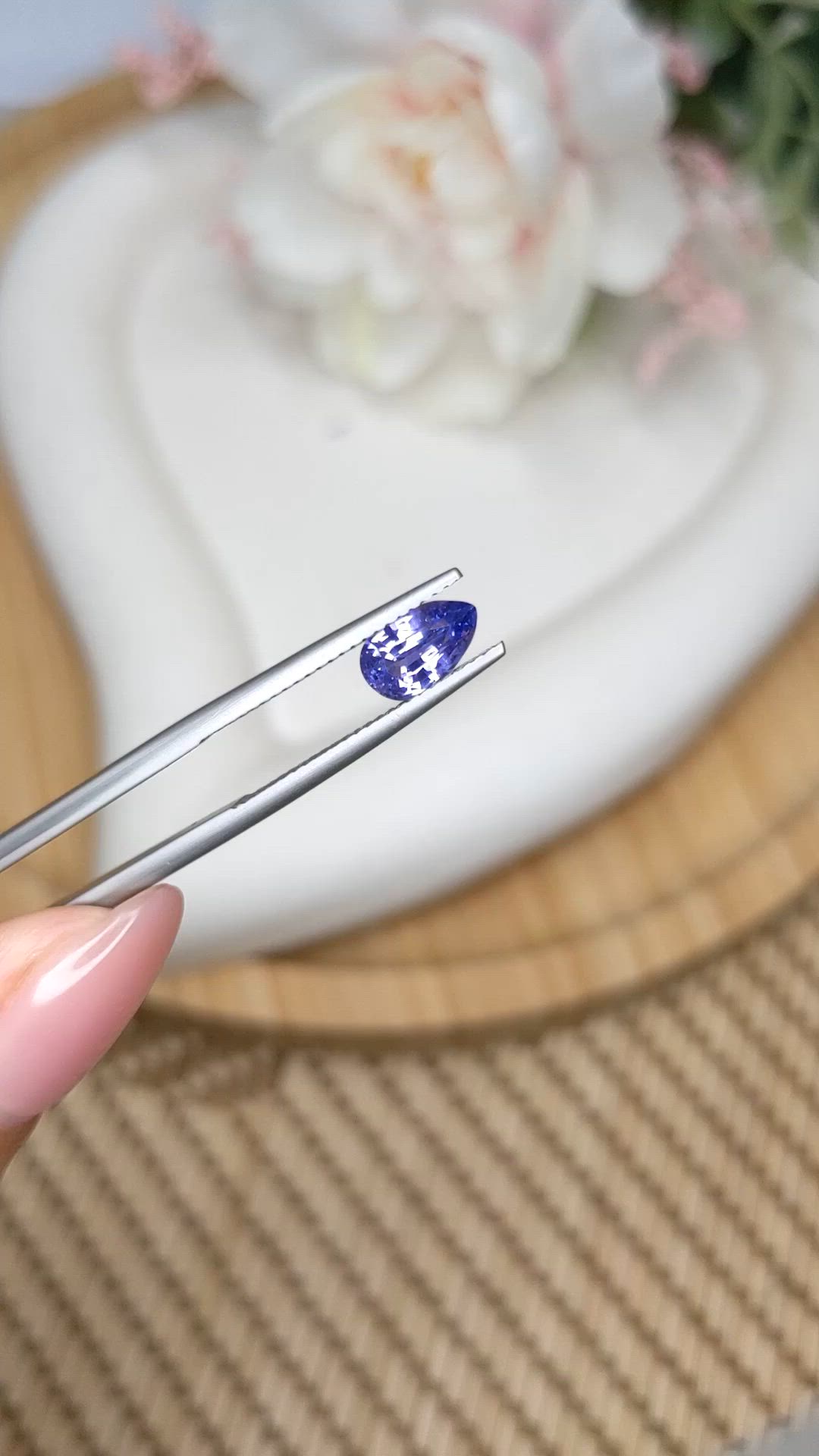 1.12 Ct. Purplish Blue Sapphire from Ceylon (Sri Lanka) Size Video