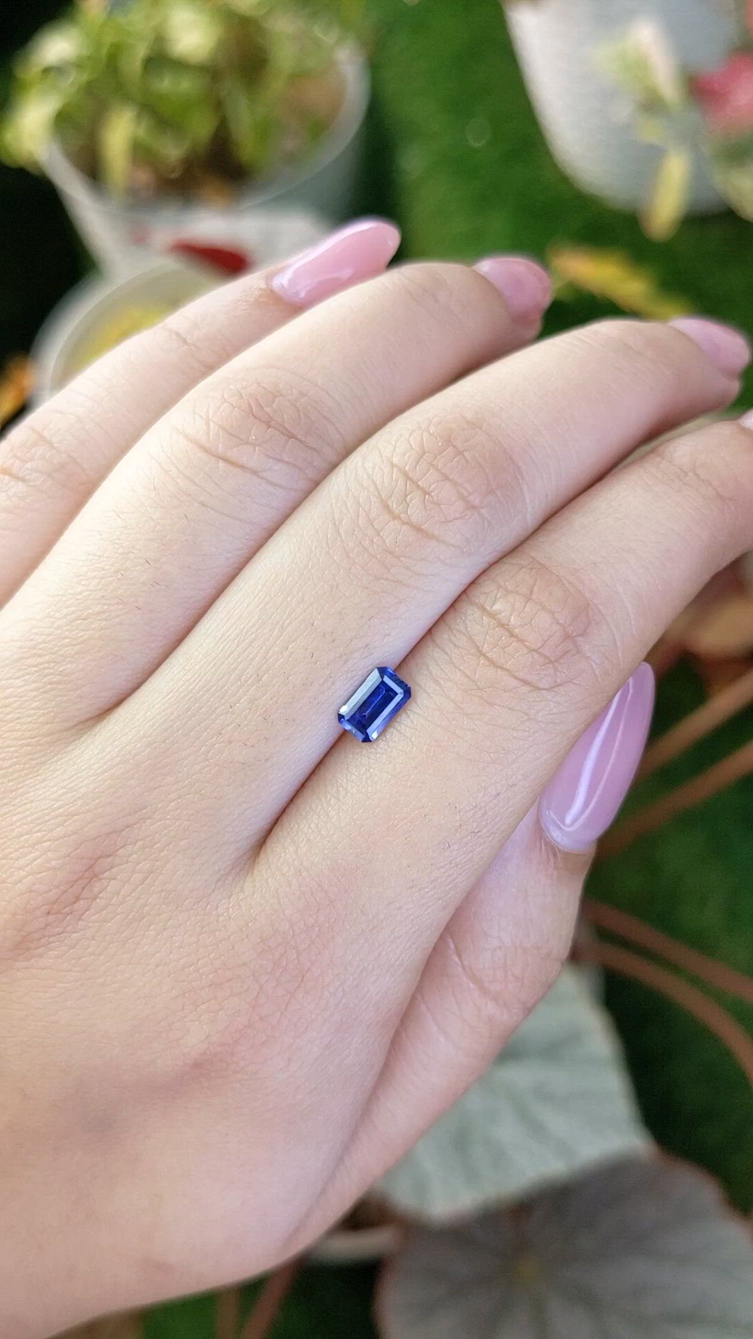0.71 Ct. Blue Sapphire from Ceylon (Sri Lanka) Size Video