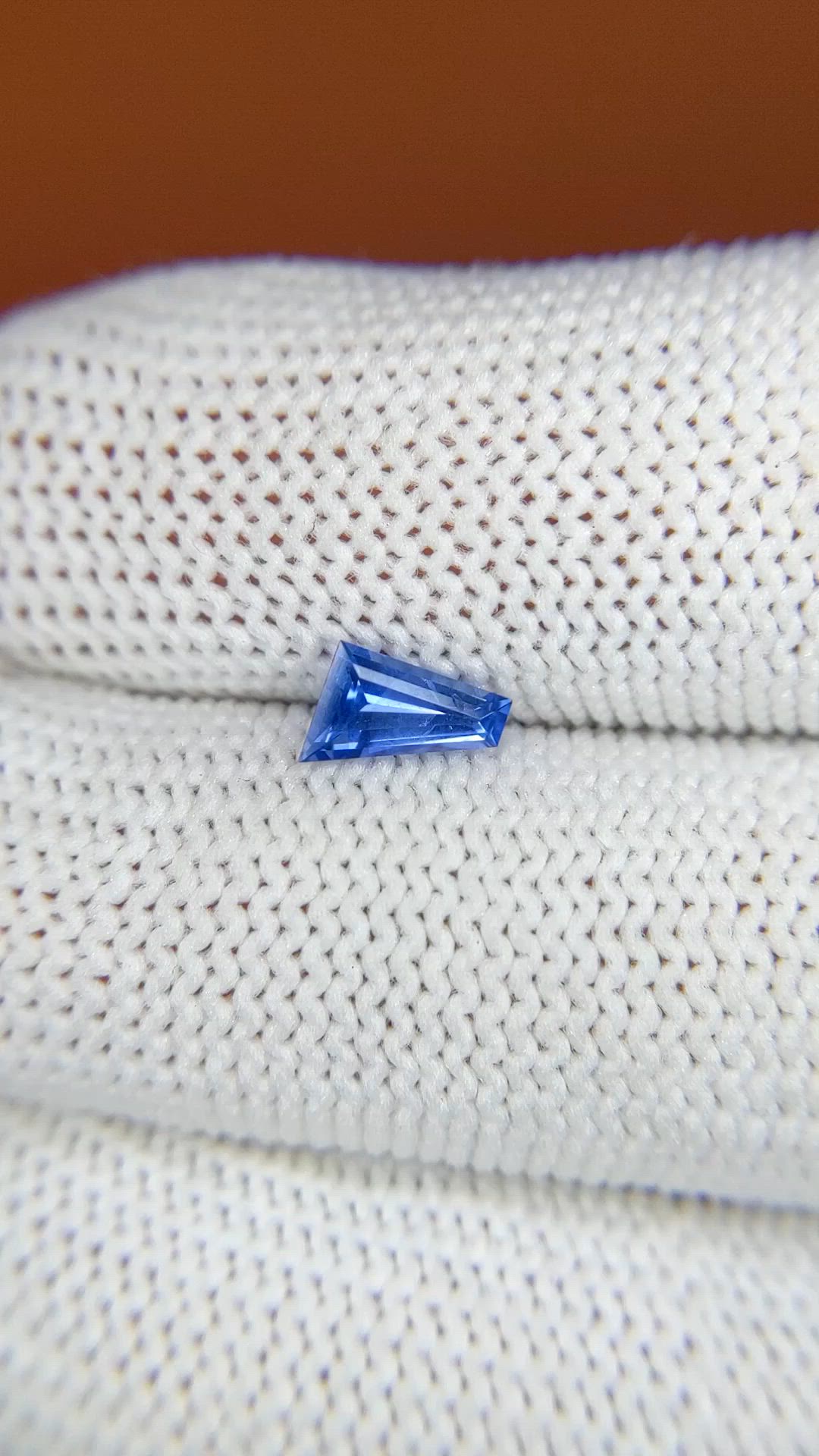 0.54 Ct. Blue Sapphire from Ceylon (Sri Lanka) Size Video