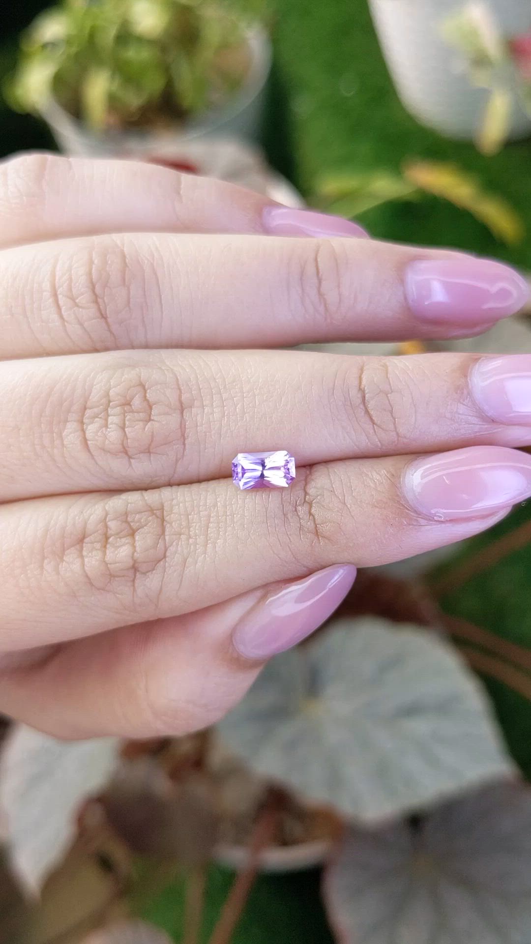 0.80 Ct. Purplish Pink Sapphire from Ceylon (Sri Lanka) Size Video