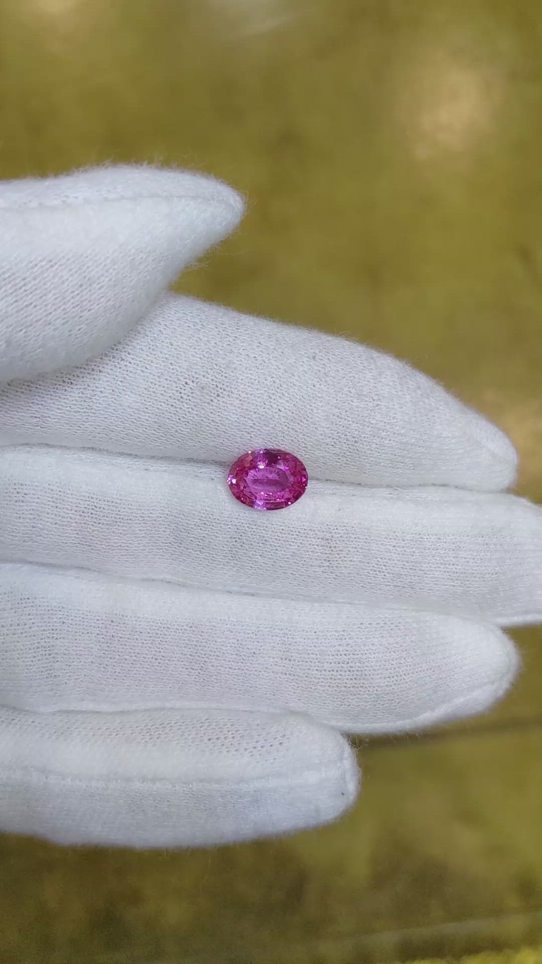 2.07 Ct. Purplish Pink Sapphire from Ceylon (Sri Lanka) Size Video