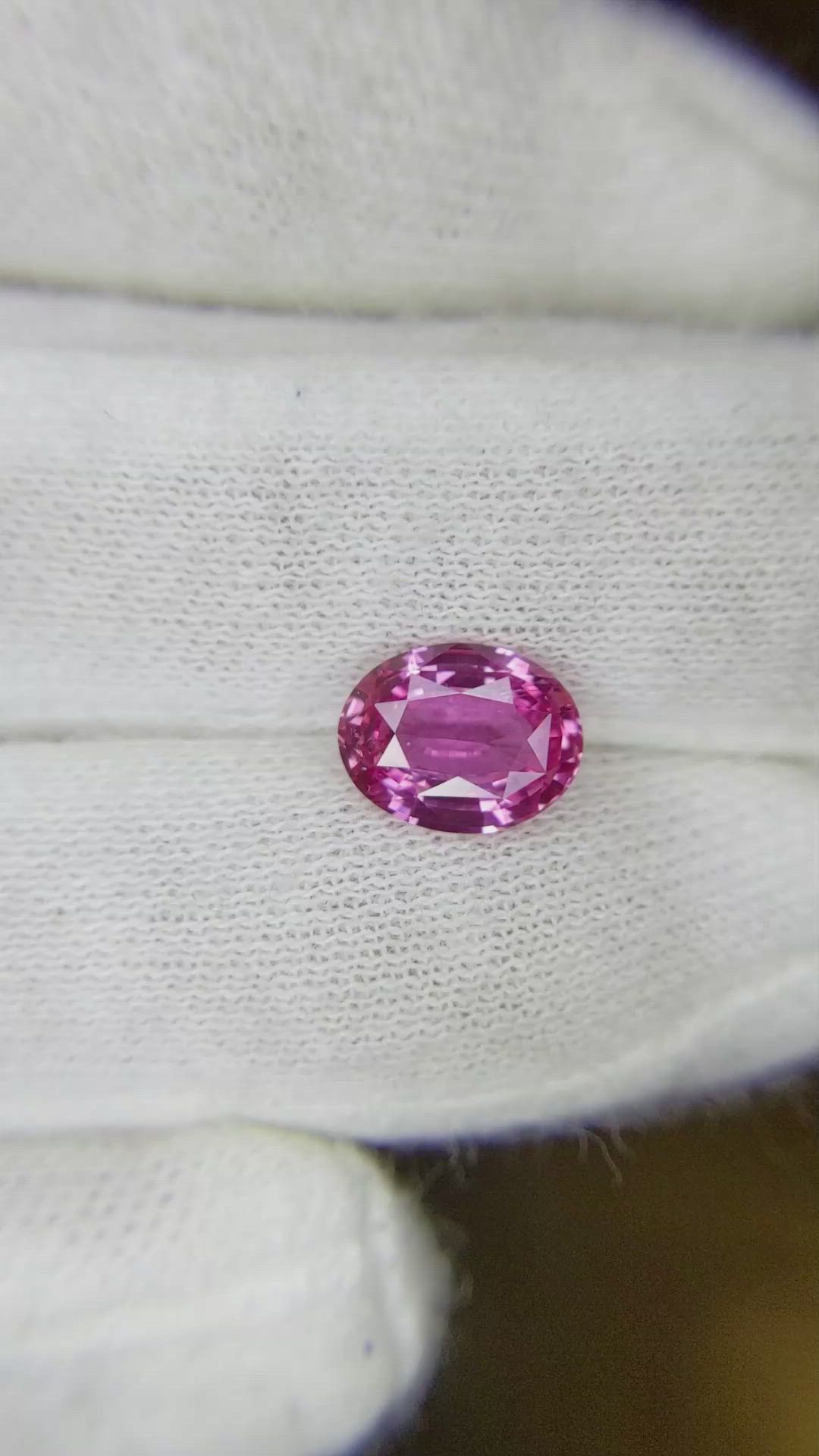2.07 Ct. Purplish Pink Sapphire from Ceylon (Sri Lanka) Size Video