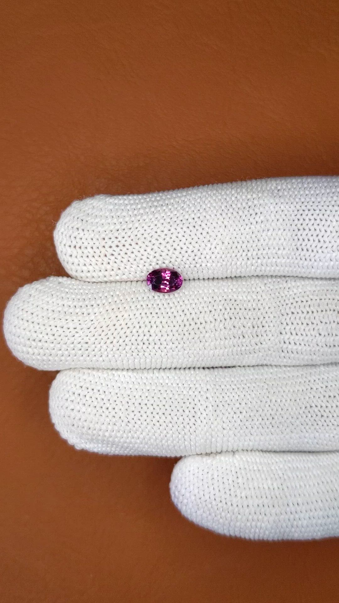 0.82 Ct. Pinkish Purple Sapphire from Ceylon (Sri Lanka) Size Video