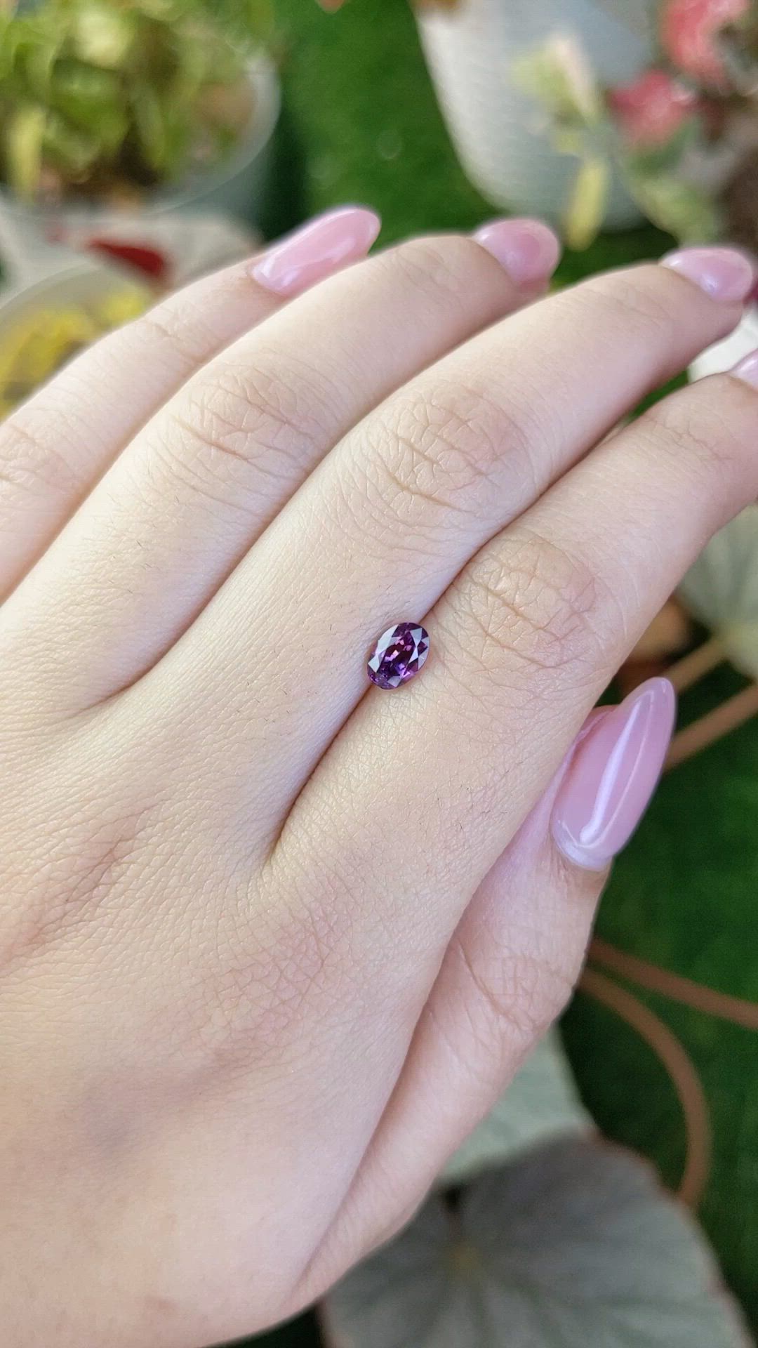 0.82 Ct. Pinkish Purple Sapphire from Ceylon (Sri Lanka) Size Video