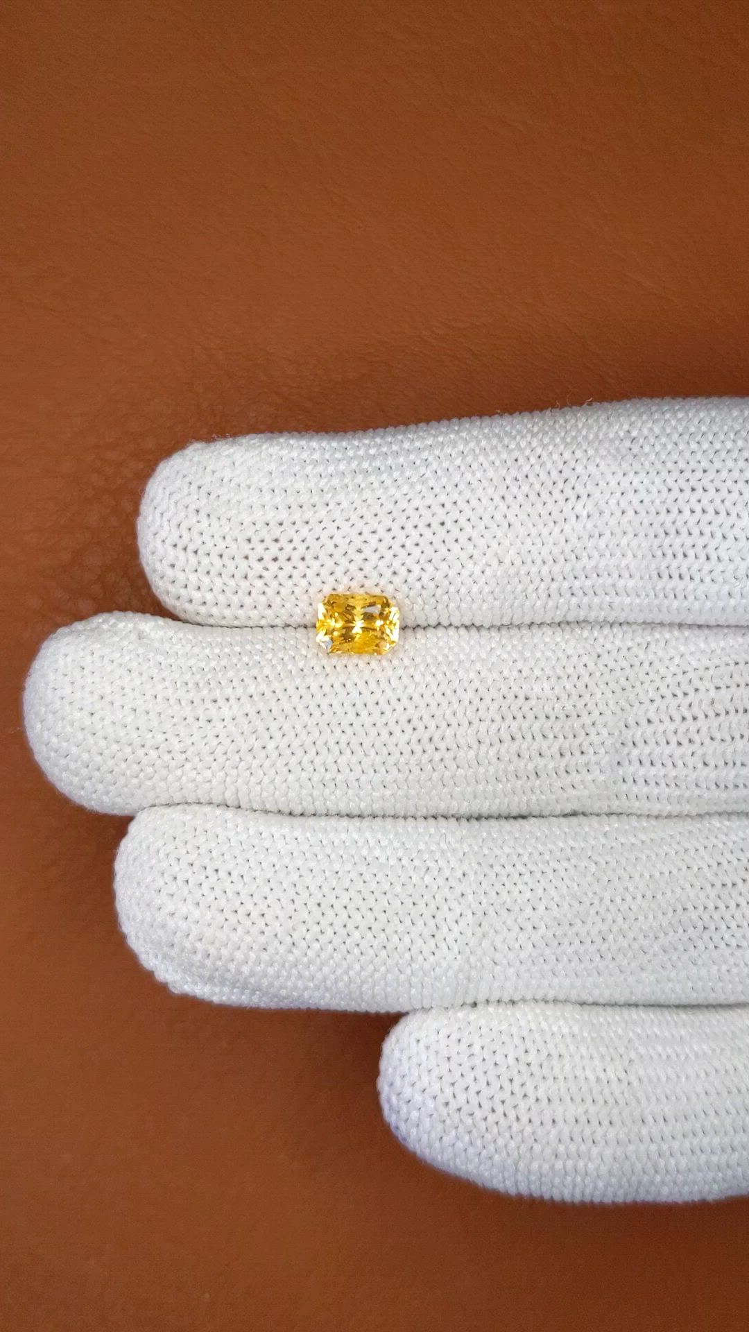 1.27 Ct. Yellow Sapphire from Ceylon (Sri Lanka) Size Video