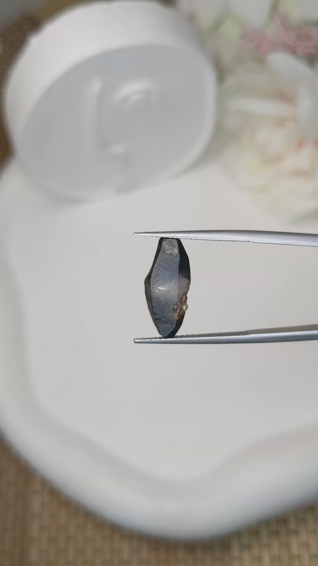 8.13 Ct. Blue Sapphire from Ceylon (Sri Lanka) Size Video