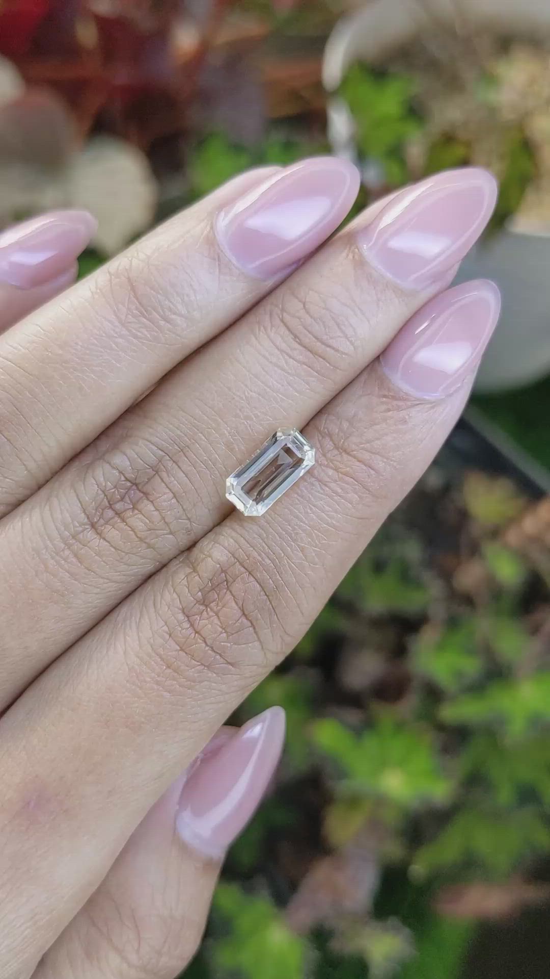 2.44 Ct. Yellow Sapphire from Ceylon (Sri Lanka) Size Video