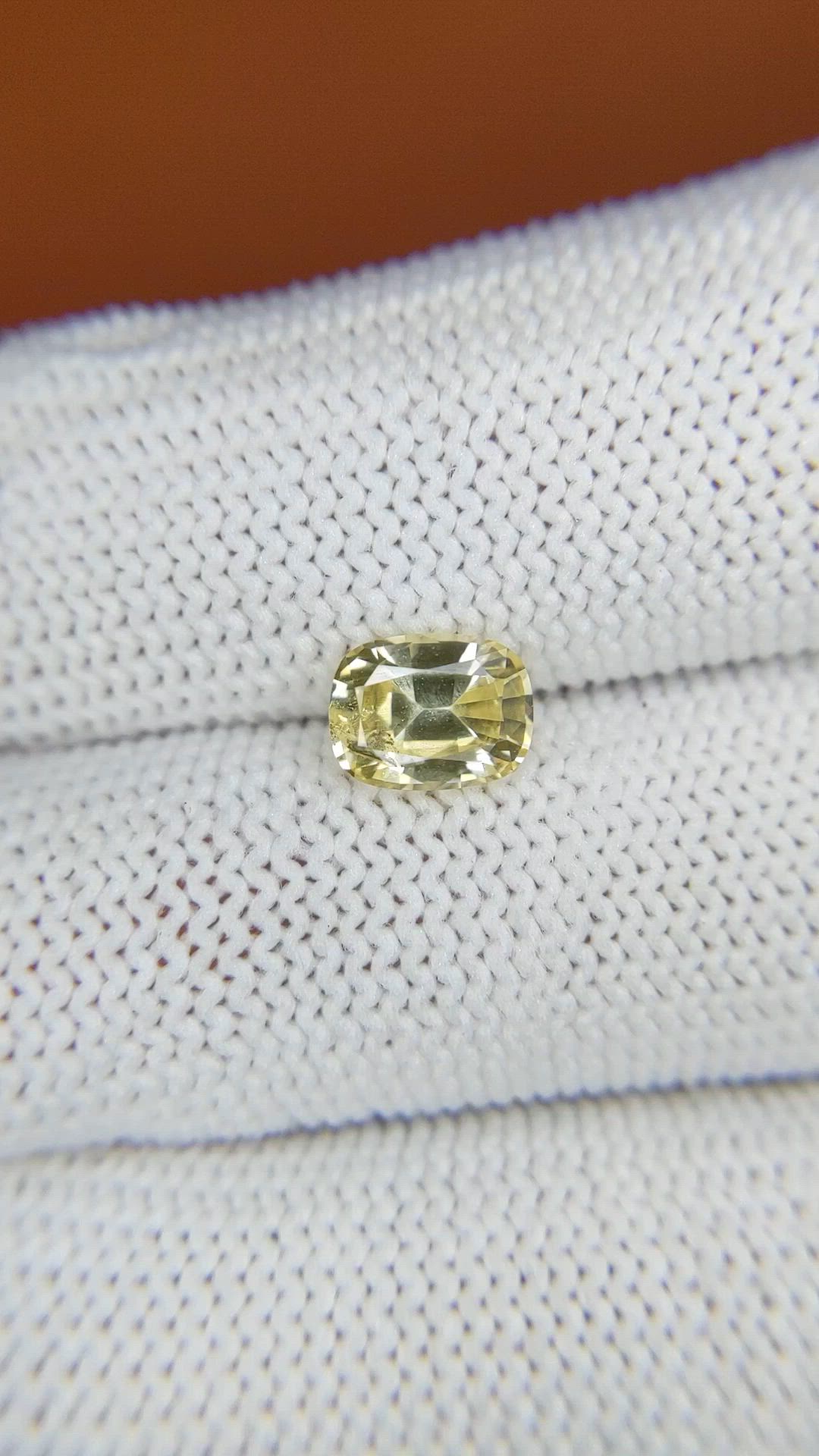 1.32 Ct. Yellow Sapphire from Ceylon (Sri Lanka) Size Video