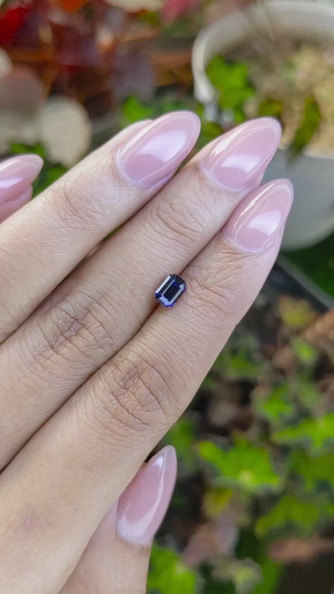 0.98 Ct. Purplish Blue Sapphire from Ceylon (Sri Lanka) Size Video