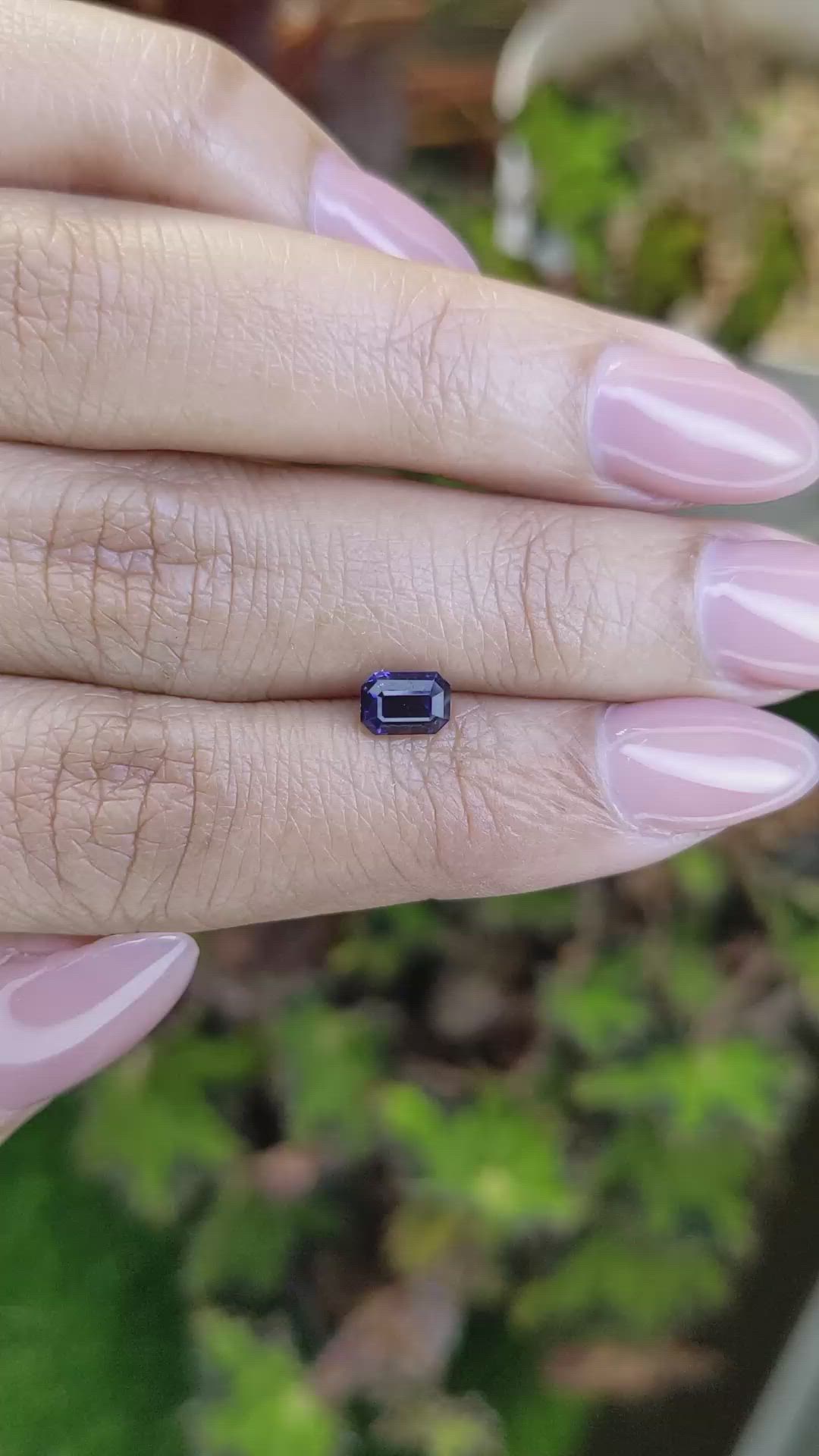 0.98 Ct. Purplish Blue Sapphire from Ceylon (Sri Lanka) Size Video